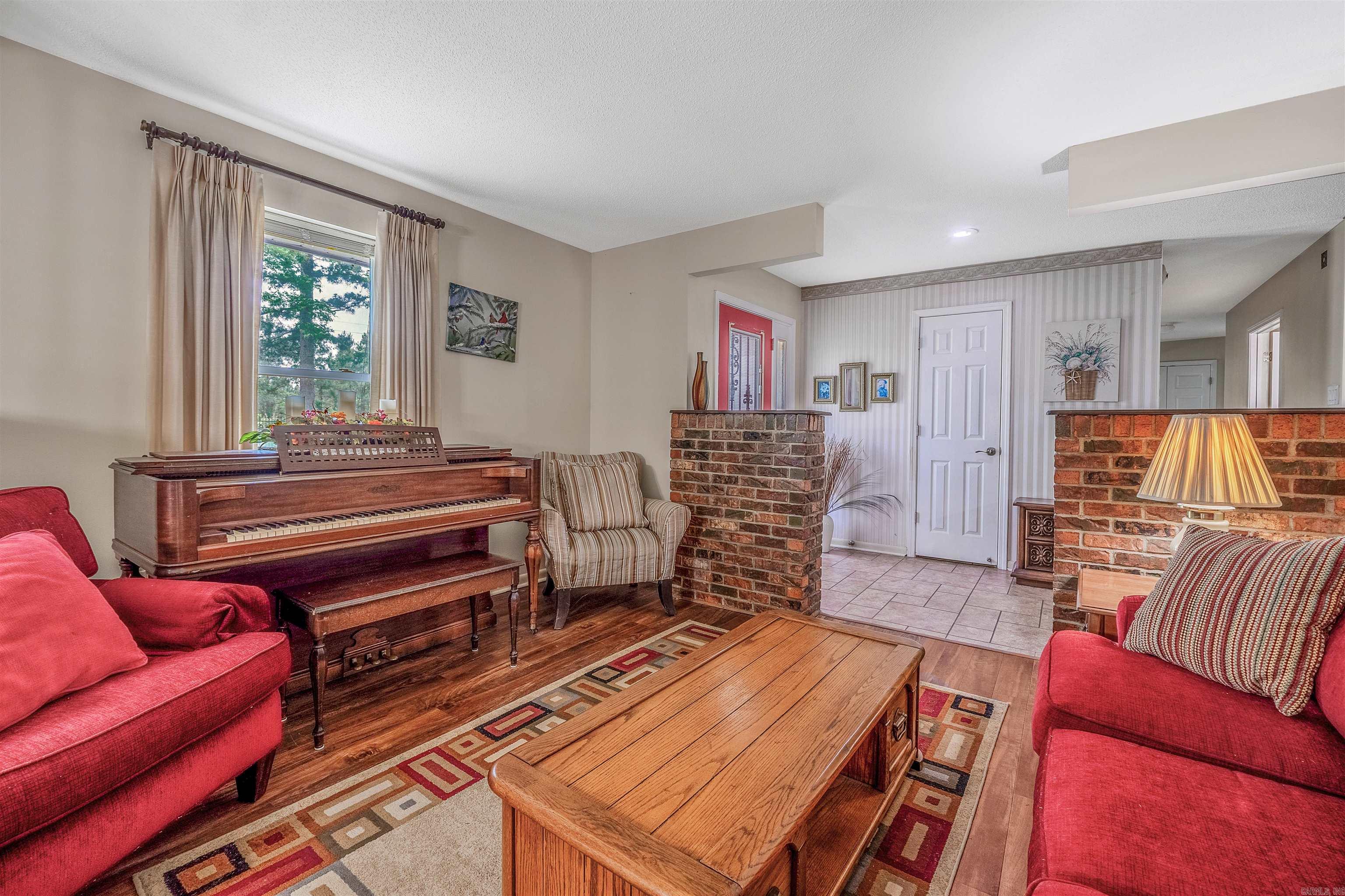 15925 Willits  North Little Rock, AR