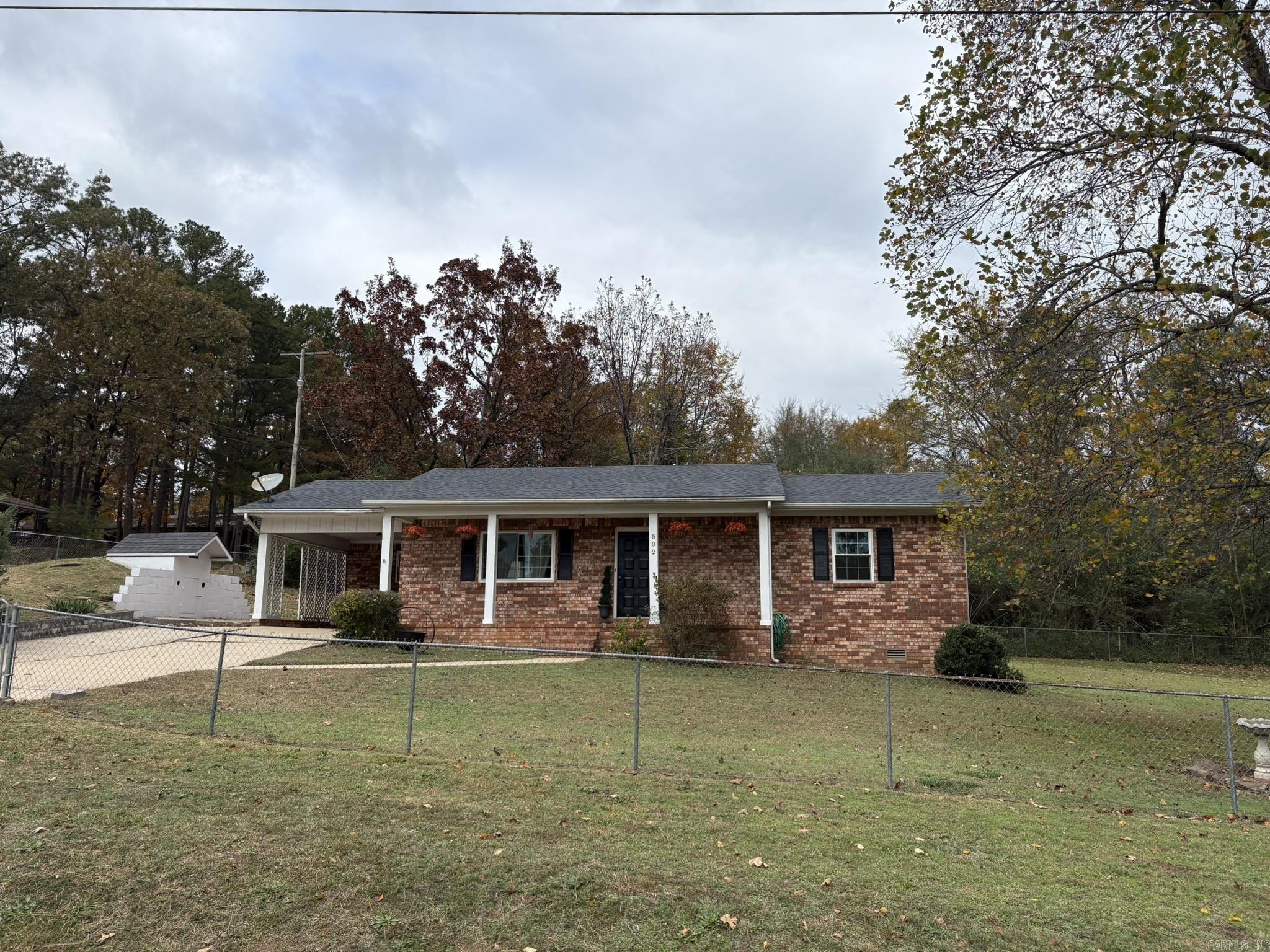 502 E Clinton Street Heber Springs, AR 72543