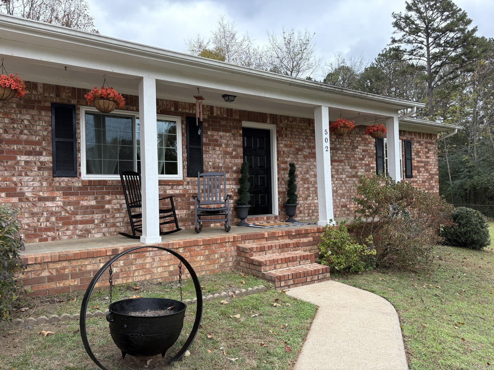 502 E Clinton Street Heber Springs, AR 72543