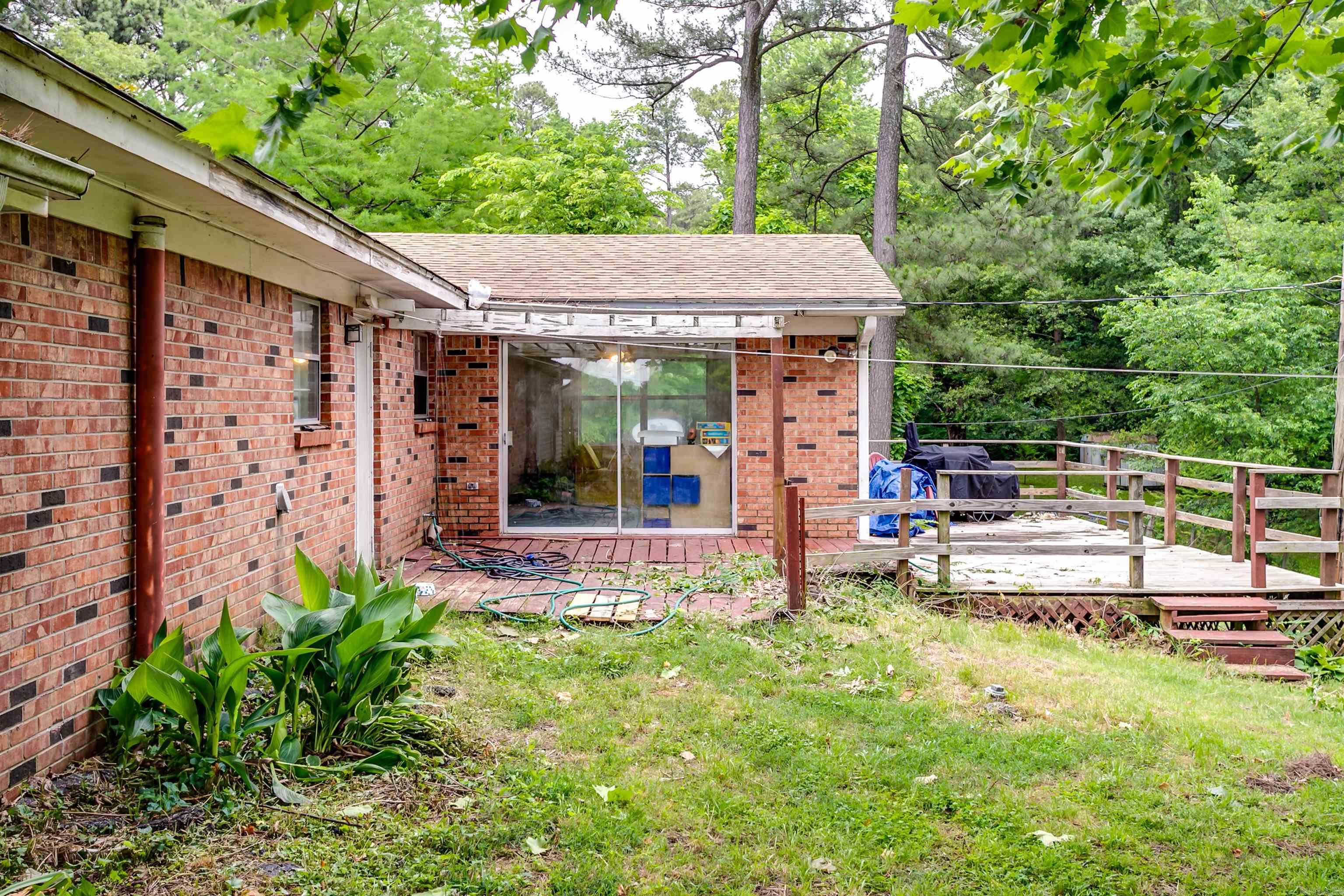 312 N East Street Harrisburg, AR 72432