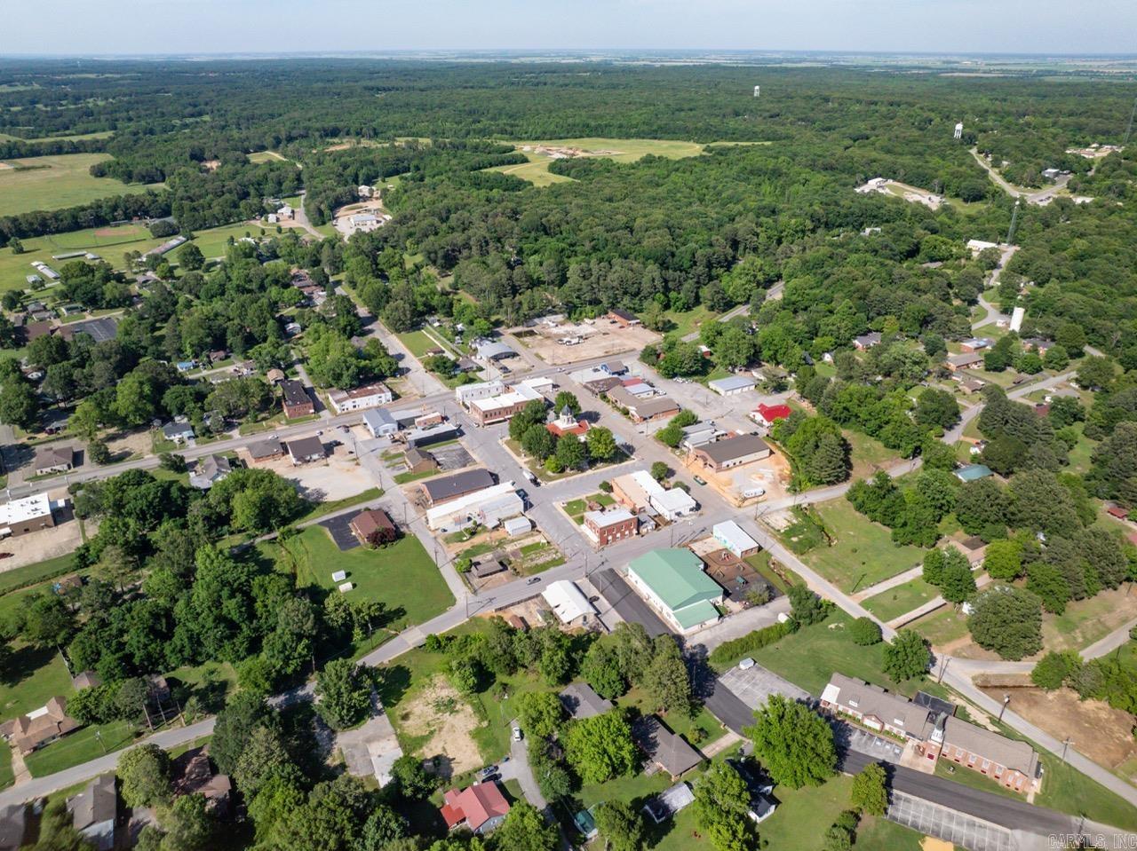 312 N East Street Harrisburg, AR 72432