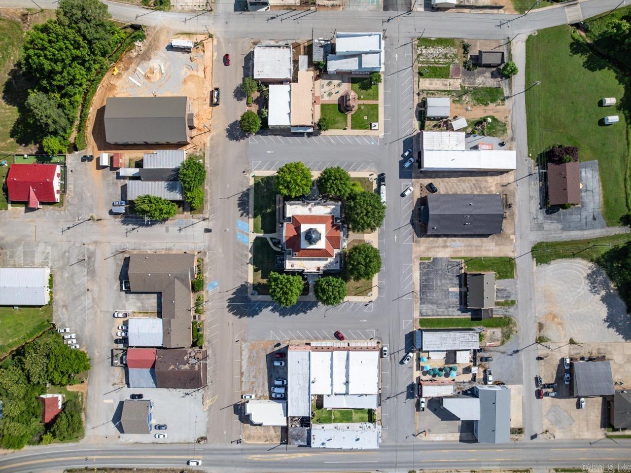 312 N East Street Harrisburg, AR 72432