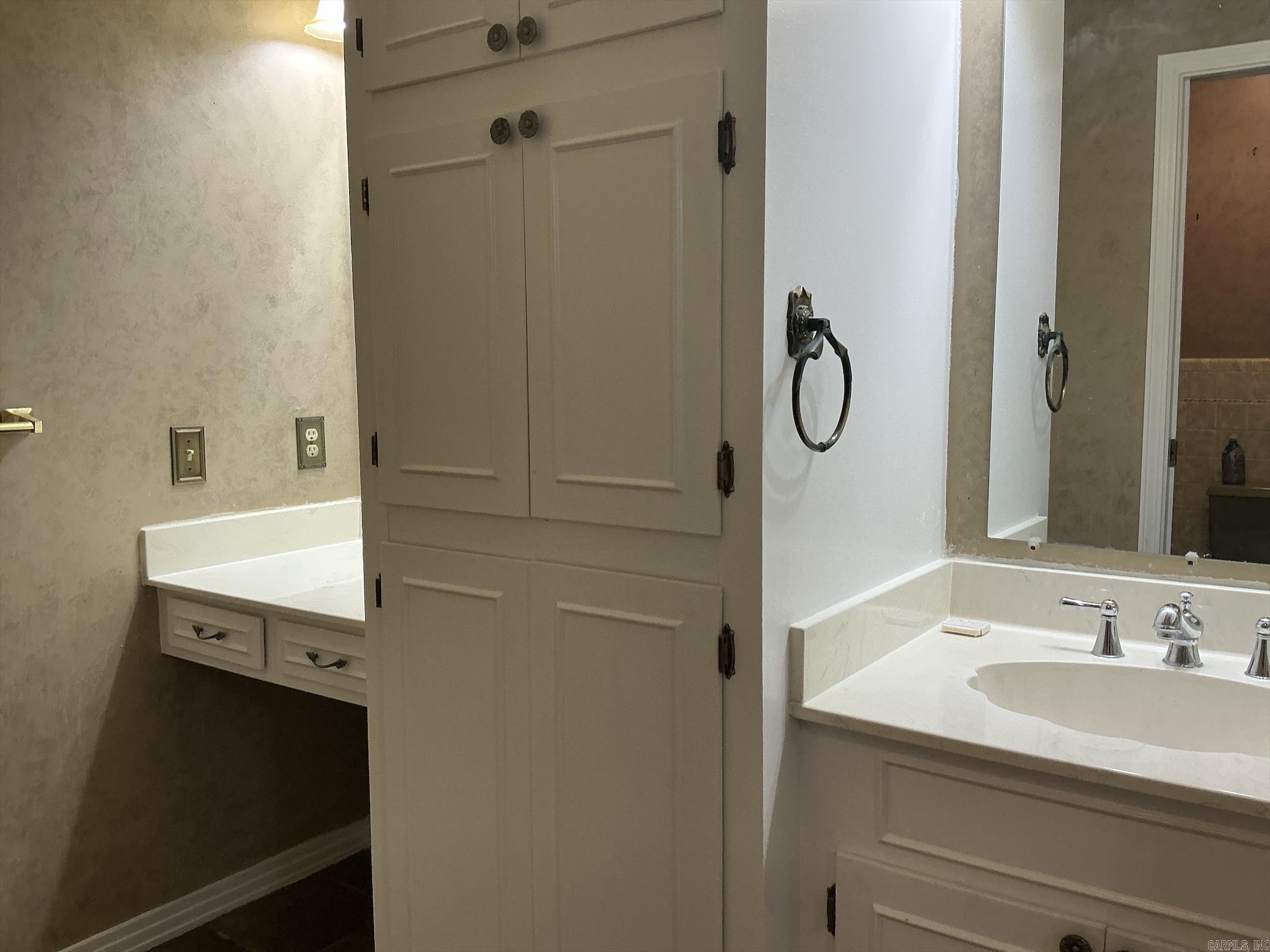 127 S Dogwood Crossett, AR 71635