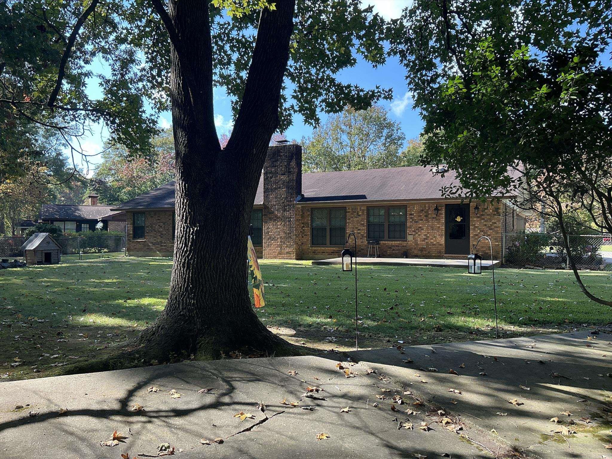 127 S Dogwood Crossett, AR 71635