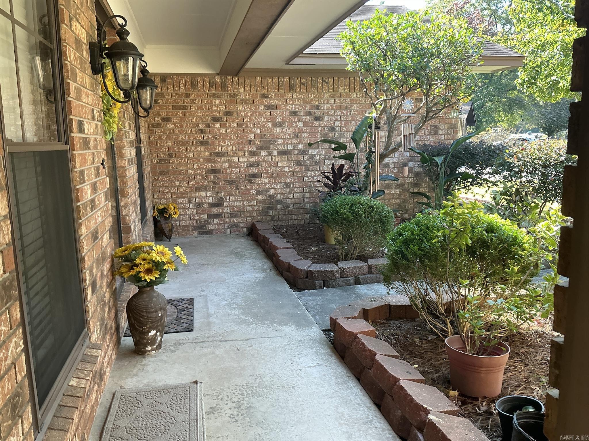 127 S Dogwood Crossett, AR 71635