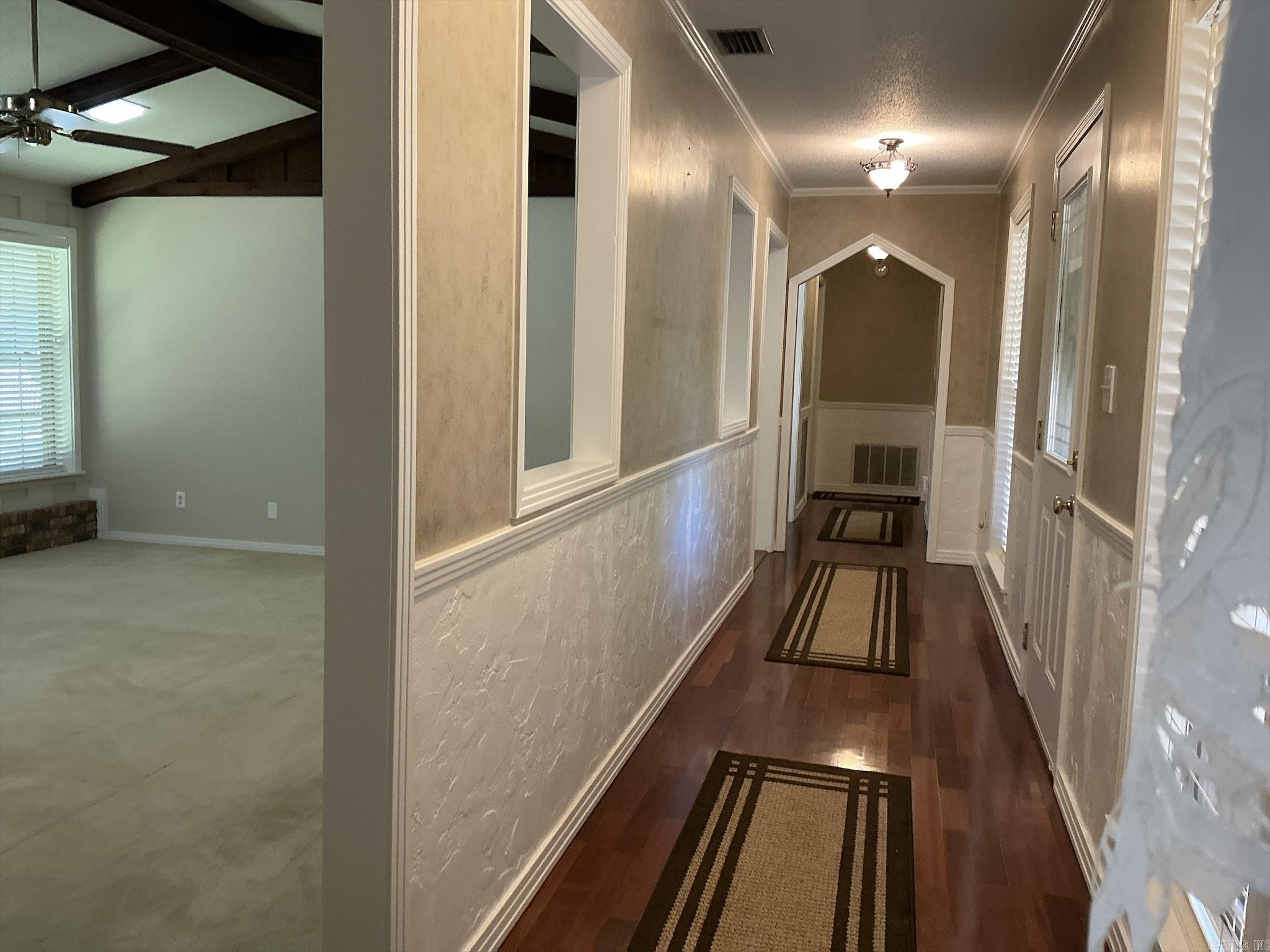 127 S Dogwood Crossett, AR 71635