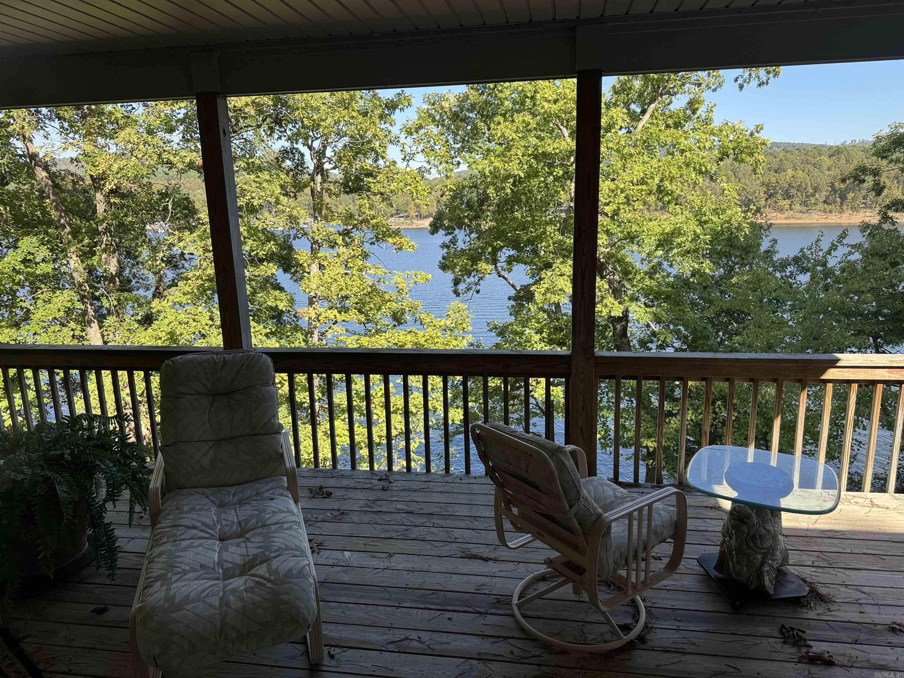 650 Davidson Circle Greers Ferry, AR 72067