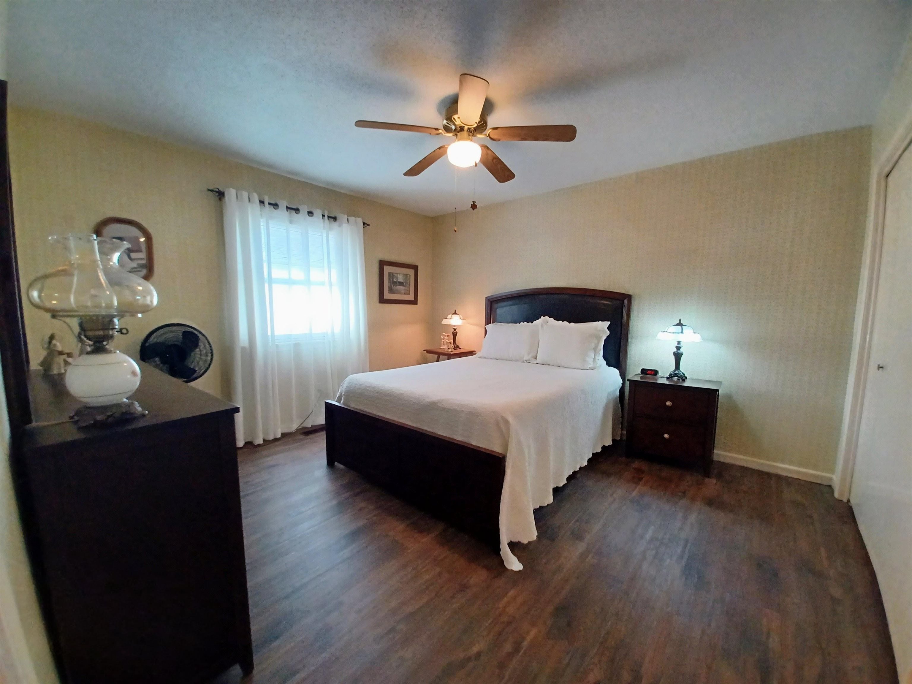 1002 S Manor  Horseshoe Bend, AR