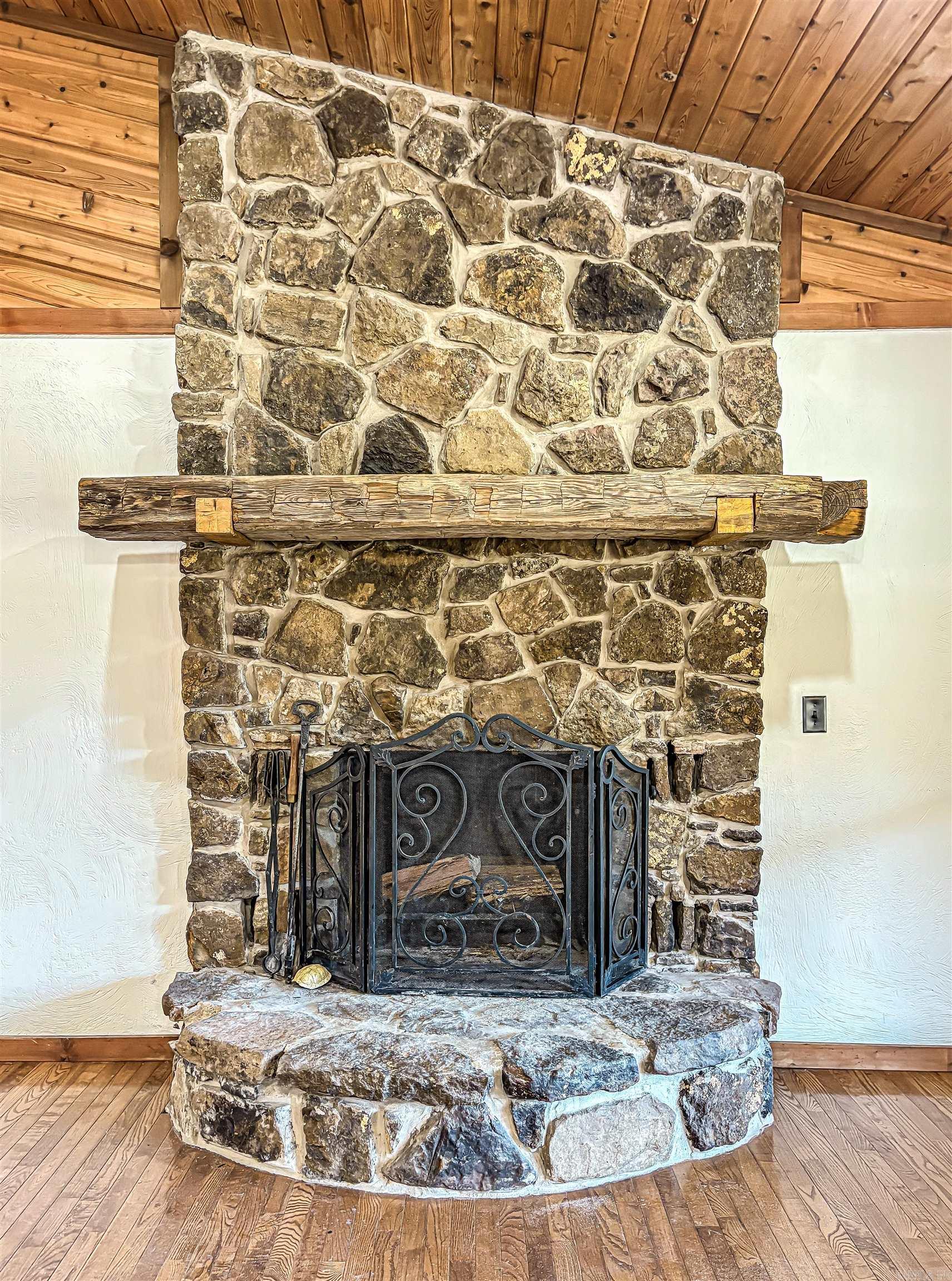 1113 Thousand Oaks  Yellville, AR