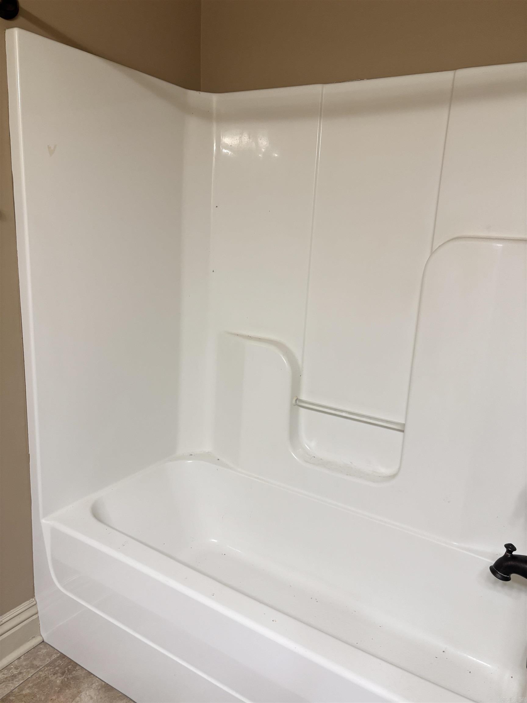 111 Adrienne Ct  Maumelle, AR