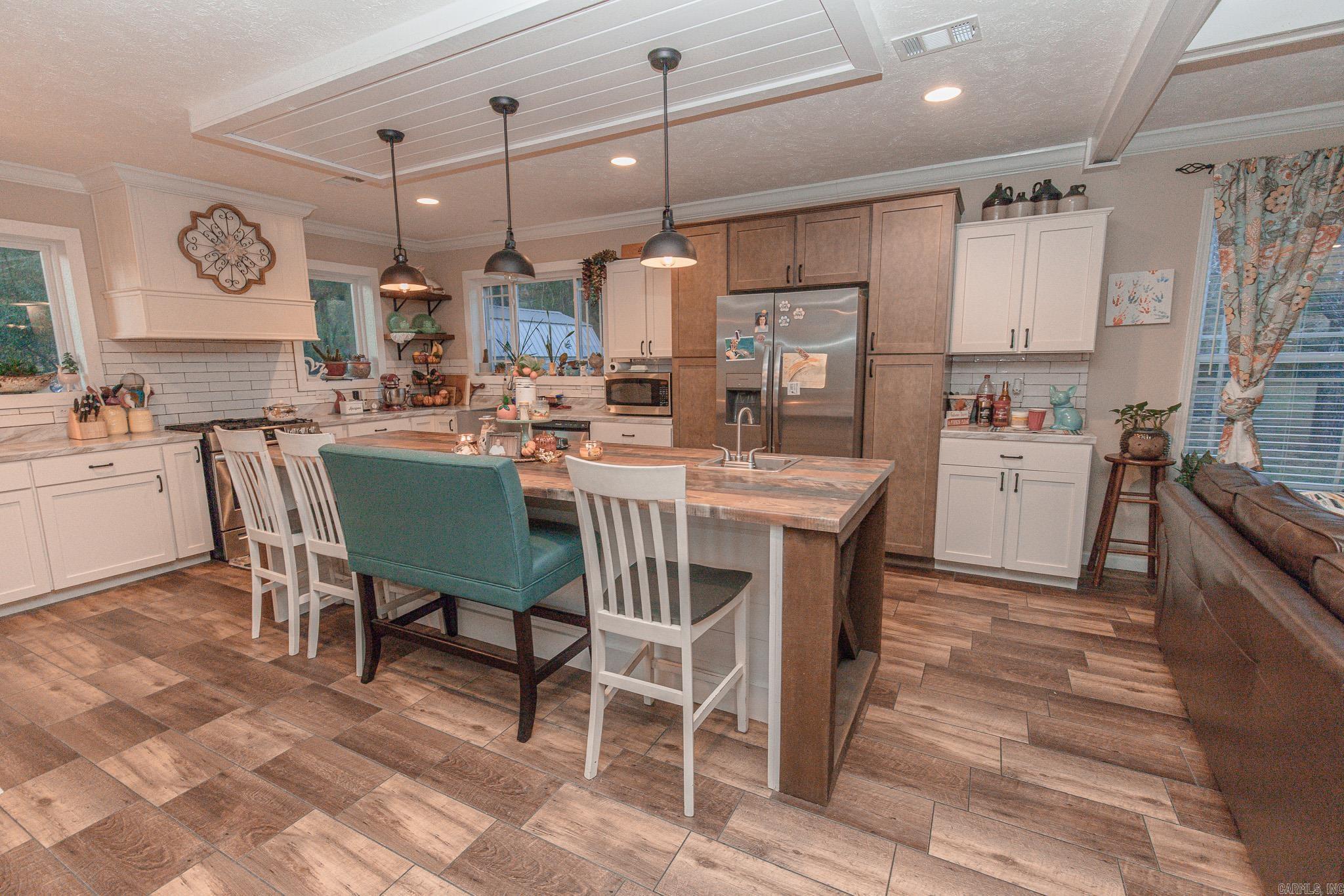 1310 skyline  Sheridan, AR