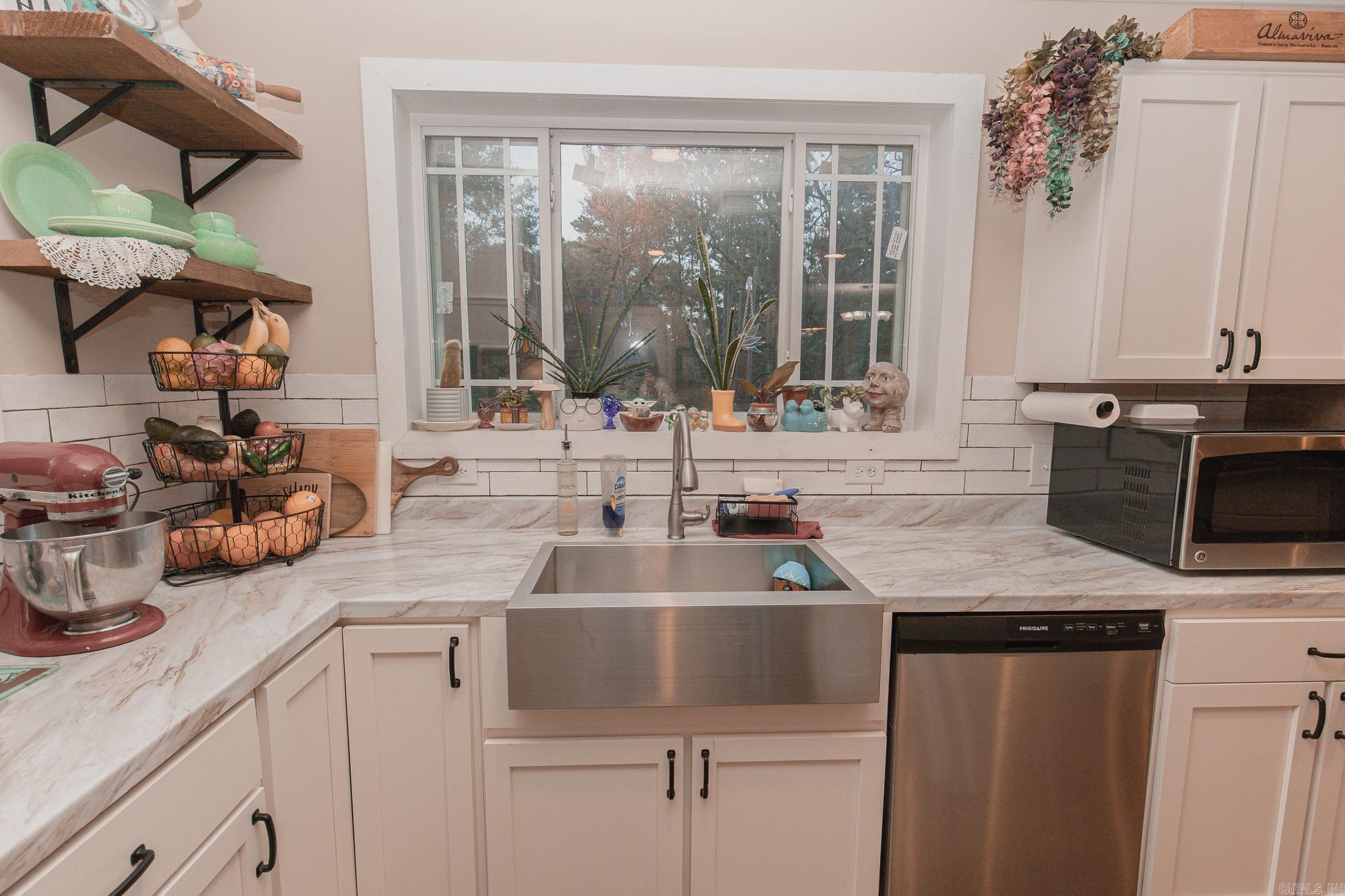 1310 skyline  Sheridan, AR