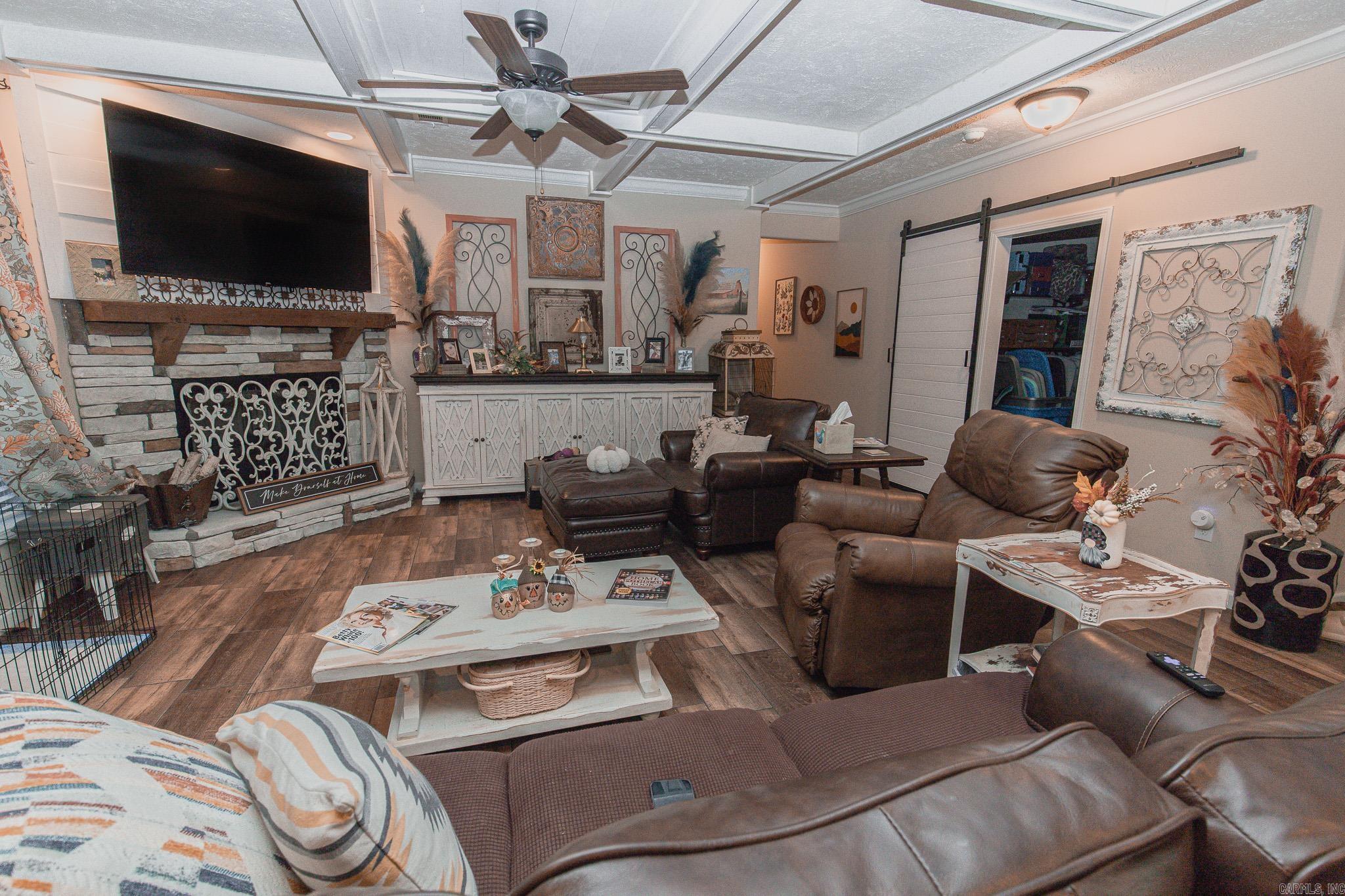 1310 skyline  Sheridan, AR