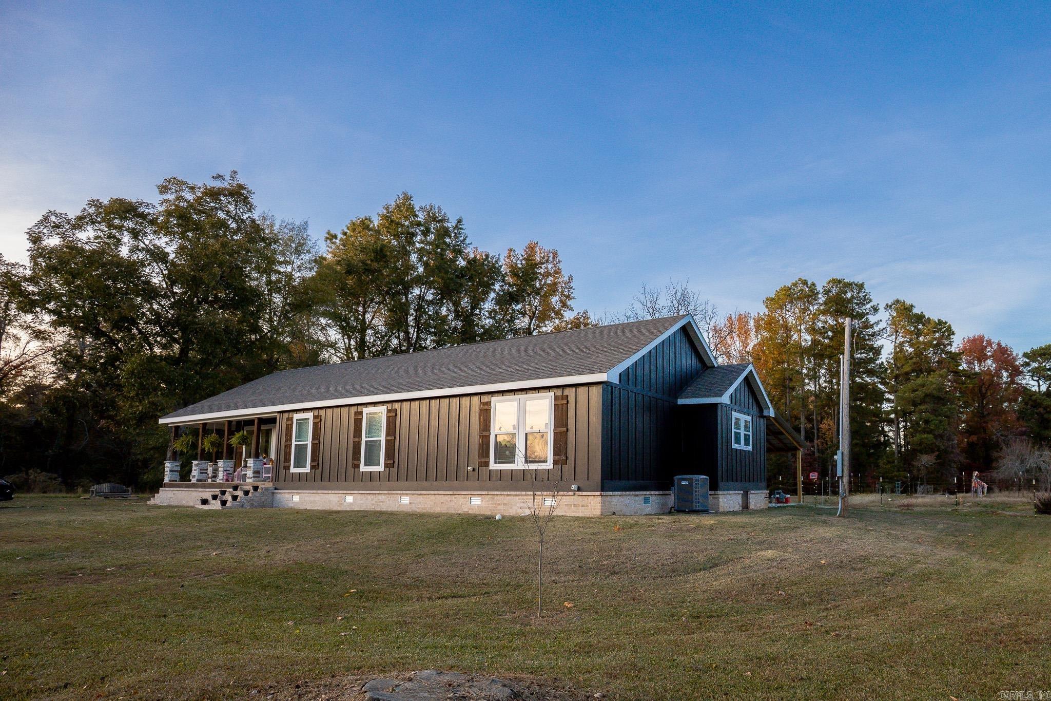 1310 skyline  Sheridan, AR