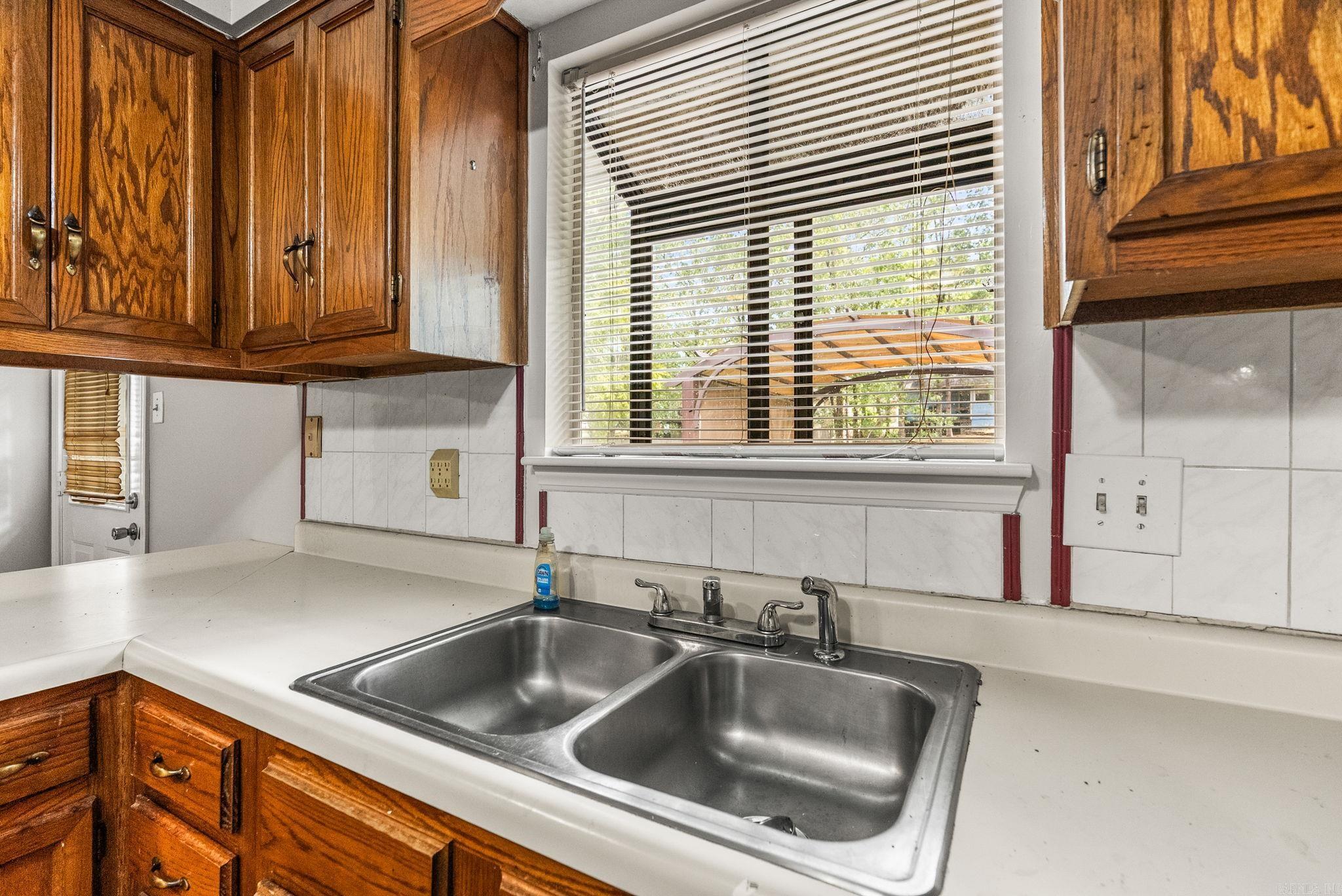 19 Oak Forest  Maumelle, AR