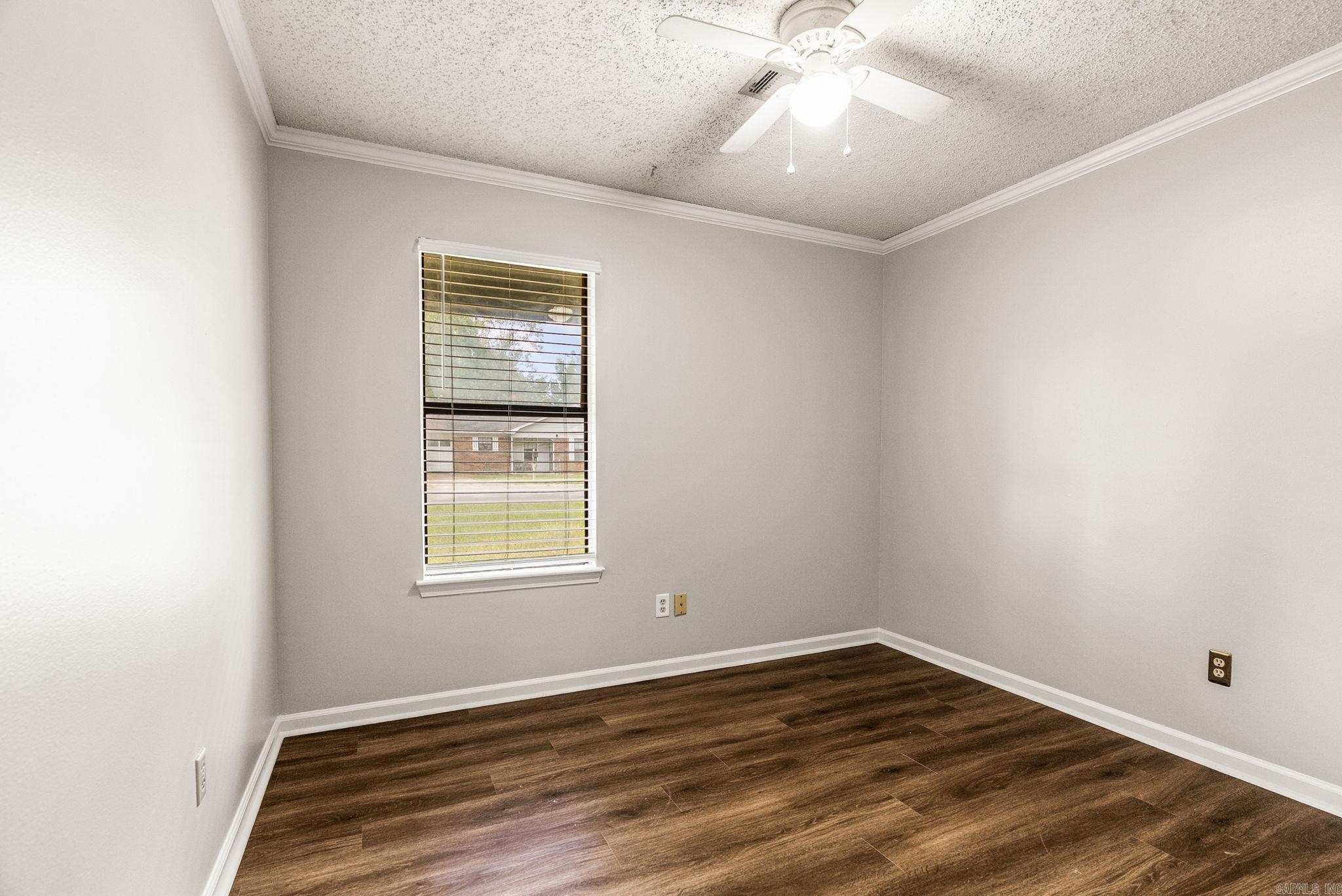 19 Oak Forest  Maumelle, AR