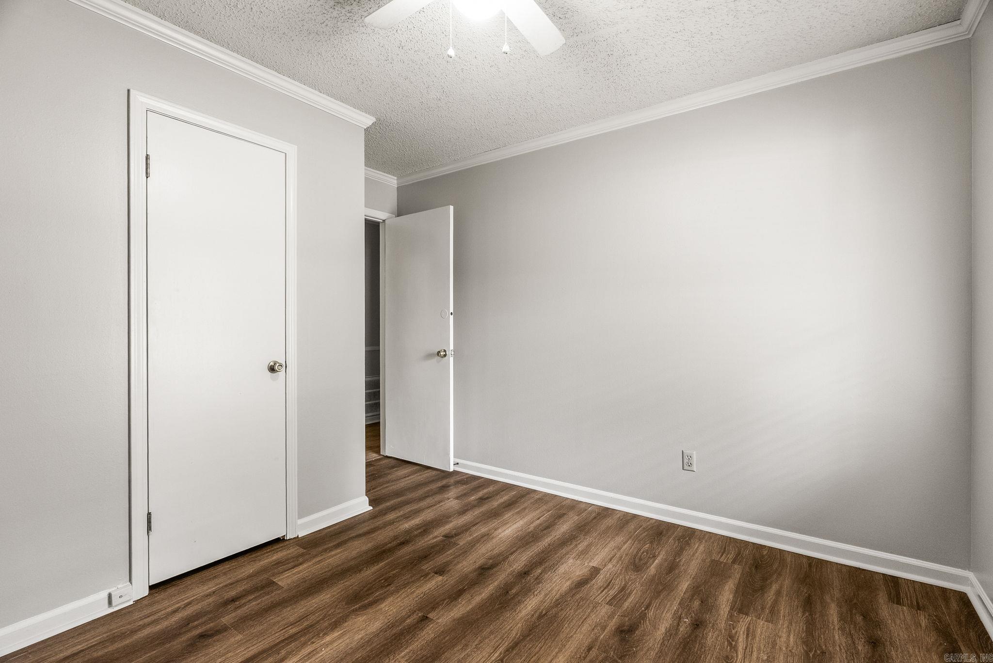 19 Oak Forest  Maumelle, AR