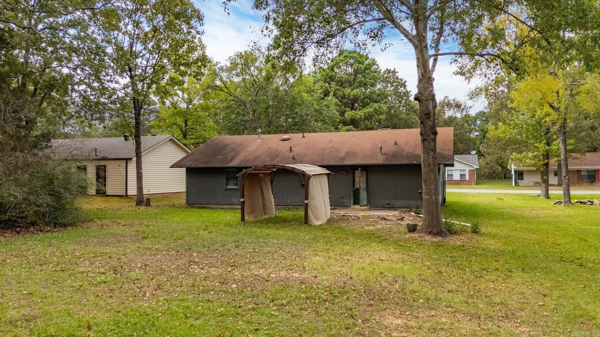 19 Oak Forest  Maumelle, AR