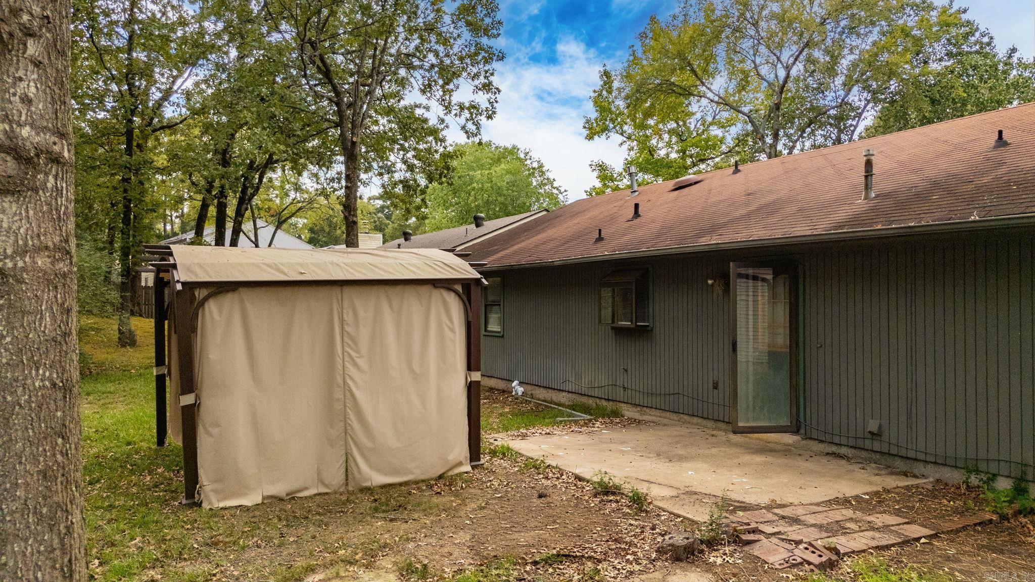 19 Oak Forest  Maumelle, AR