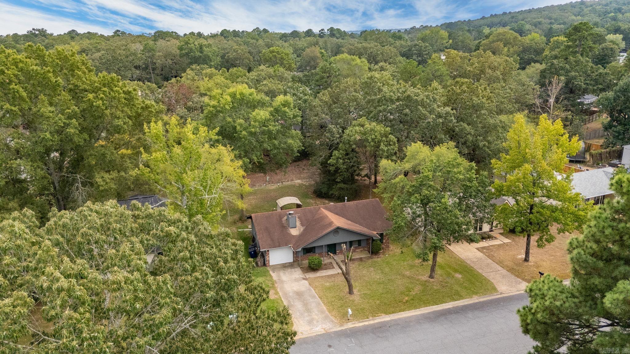 19 Oak Forest  Maumelle, AR