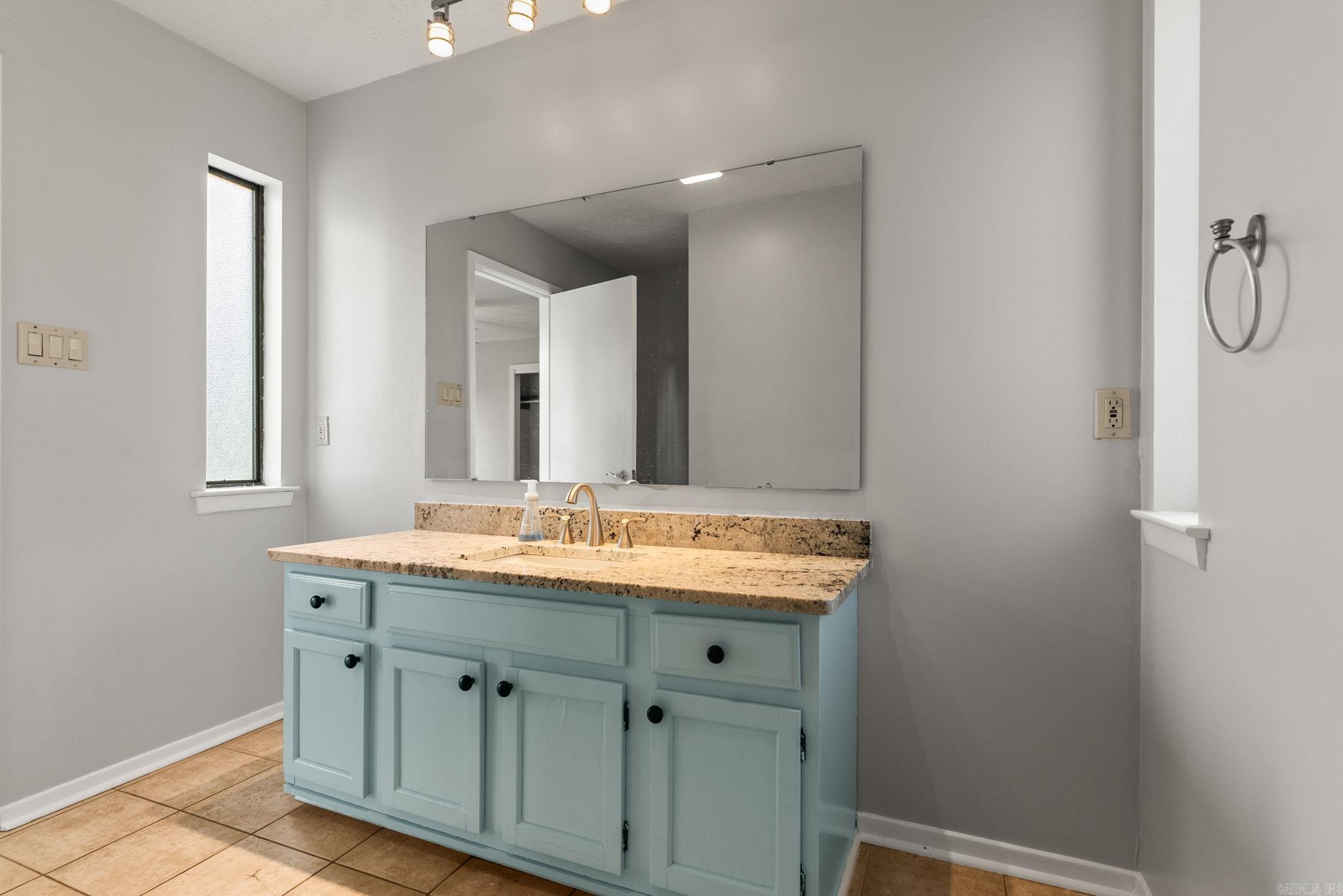 102 Windwood  Maumelle, AR