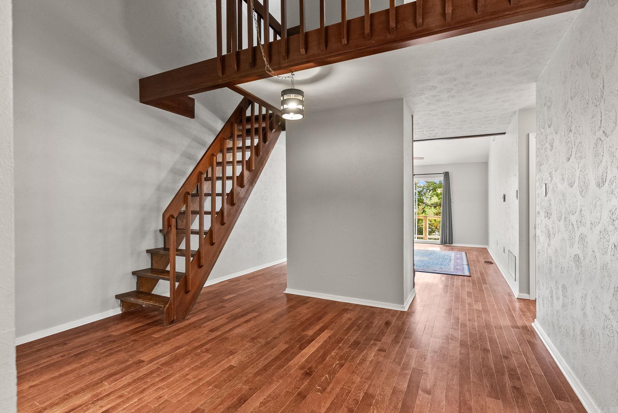 102 Windwood  Maumelle, AR