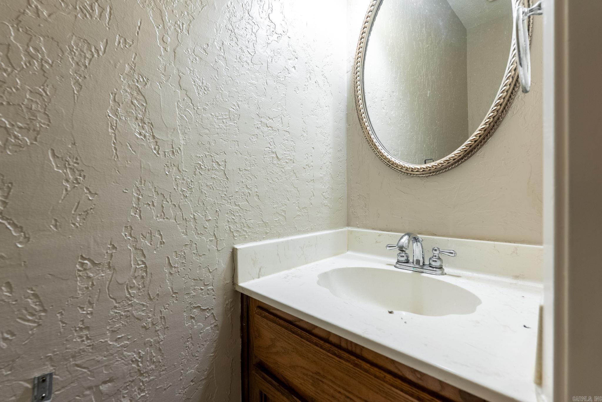 34 Edgehill  Maumelle, AR