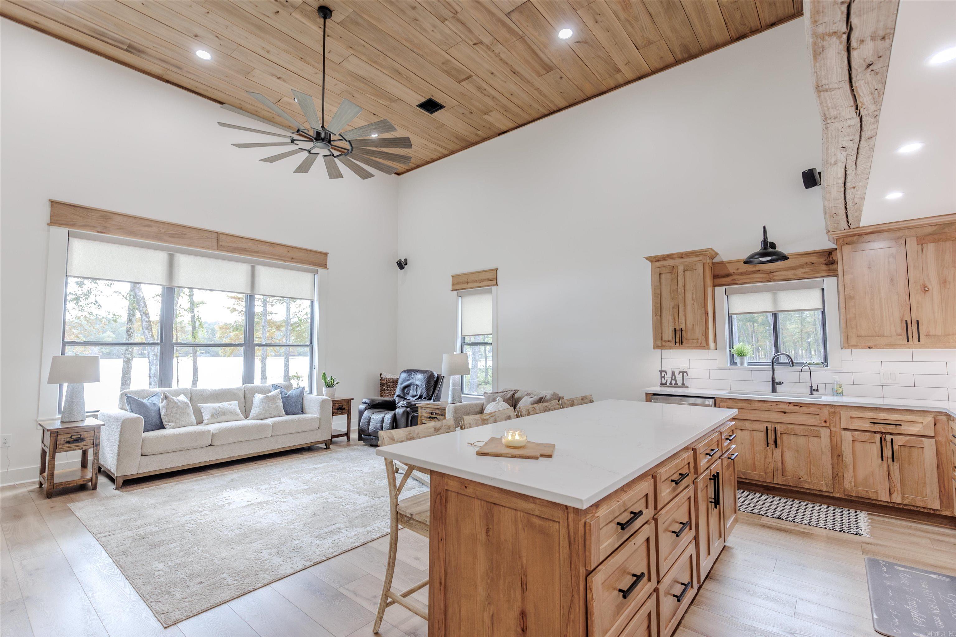 5 Lea  Perryville, AR