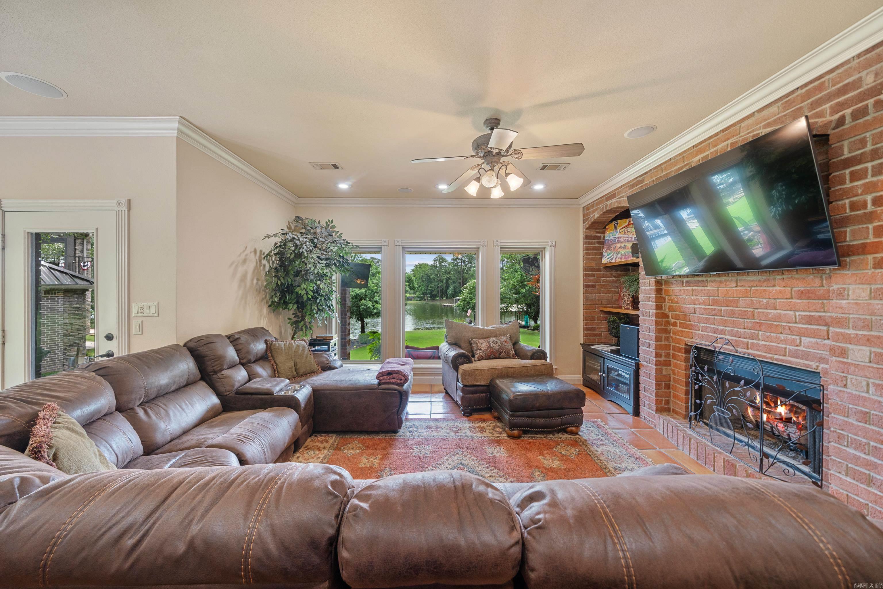 34 Stonegate Shores Drive  Hot Springs, AR