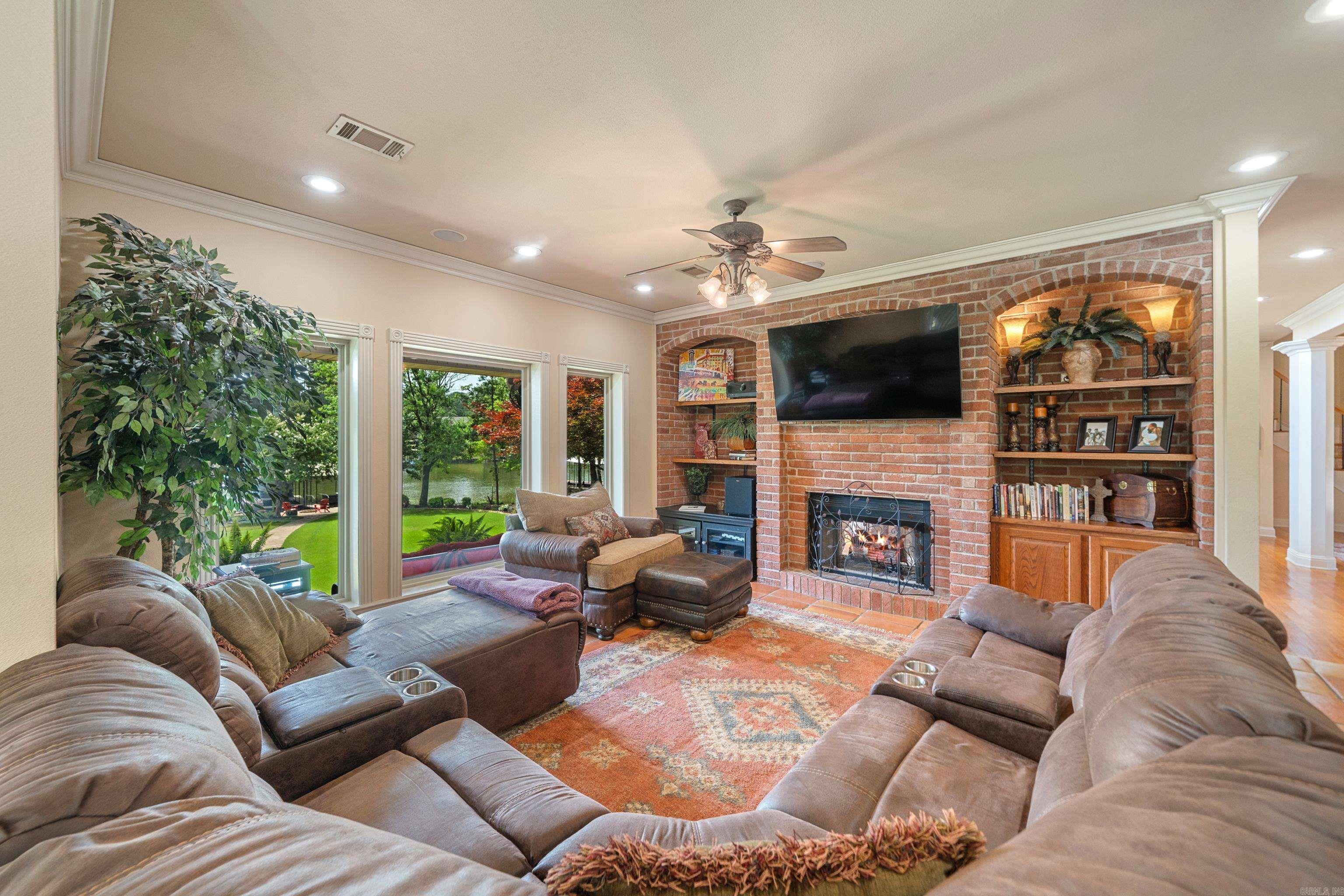 34 Stonegate Shores Drive  Hot Springs, AR