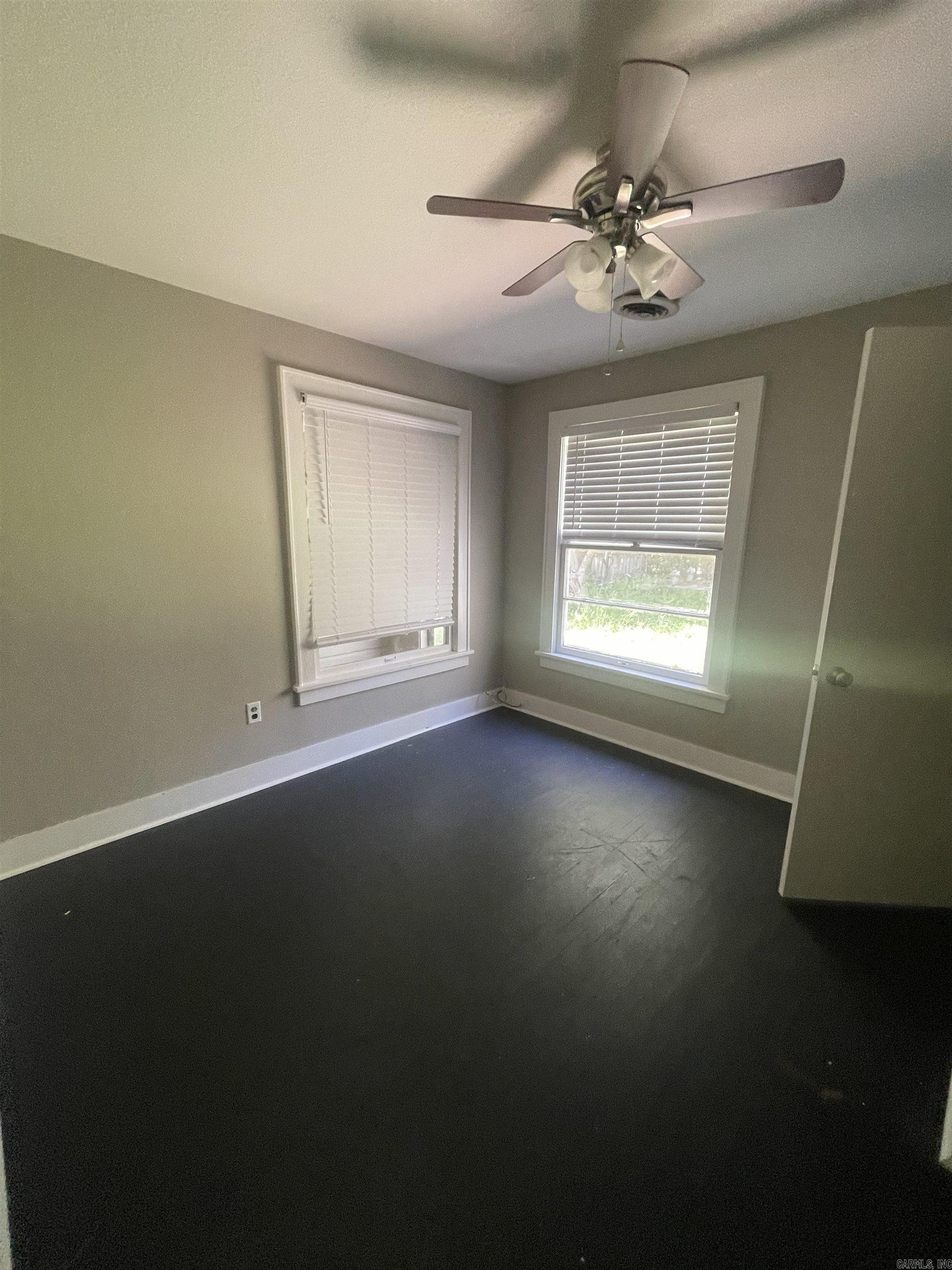 1834 Johnston Conway, AR 72034