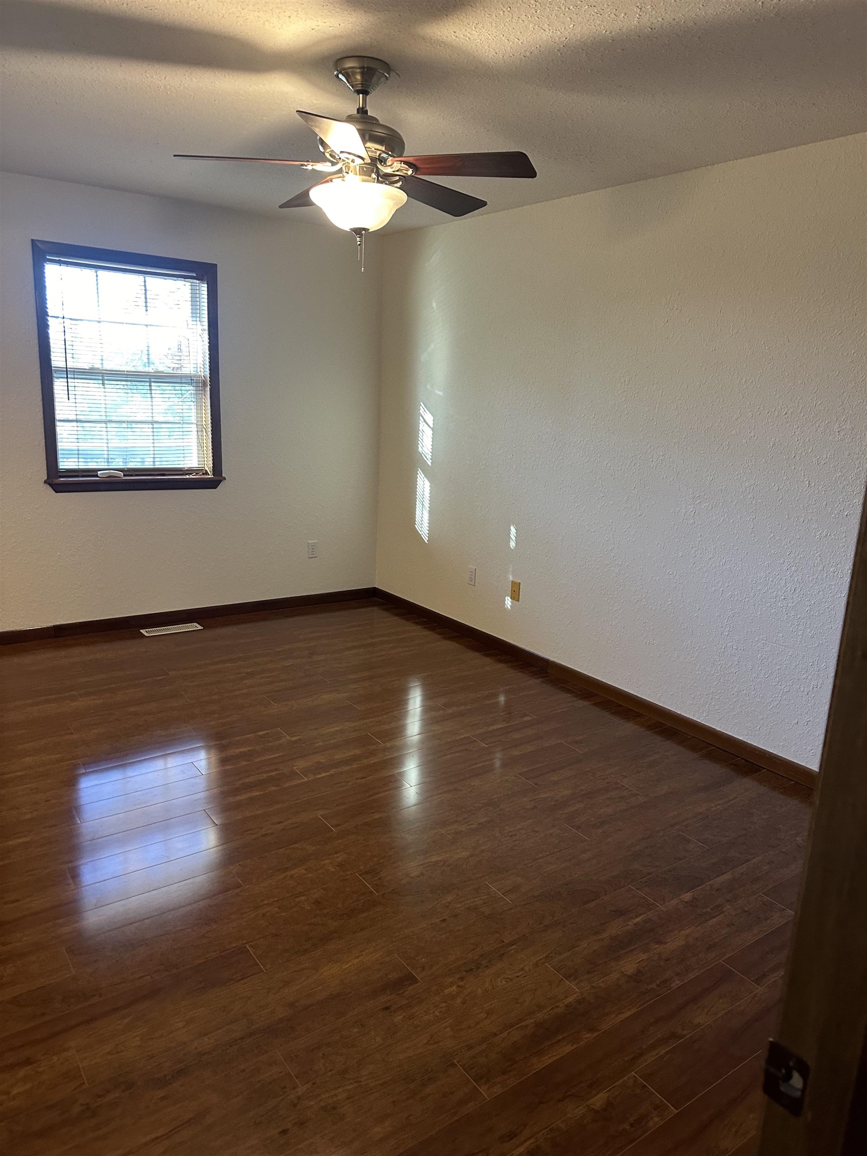 100 Powhatan  Cherokee Village, AR