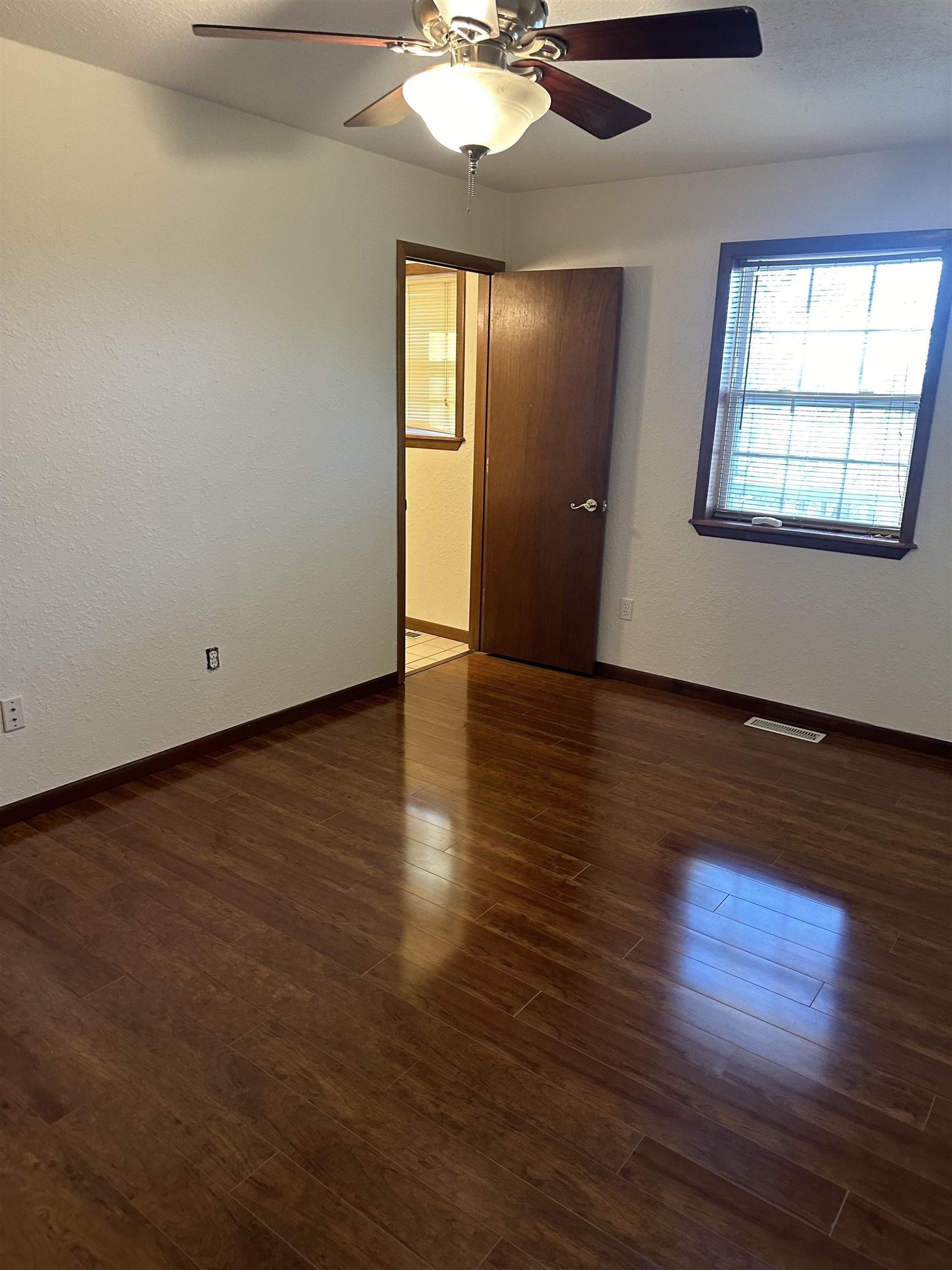 100 Powhatan  Cherokee Village, AR