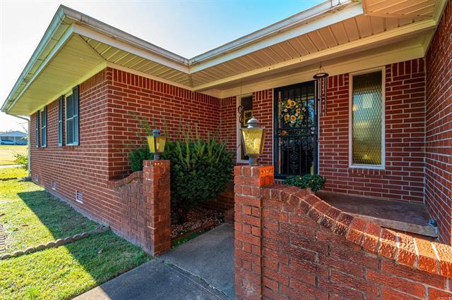 2106  Taylor  Malvern, AR