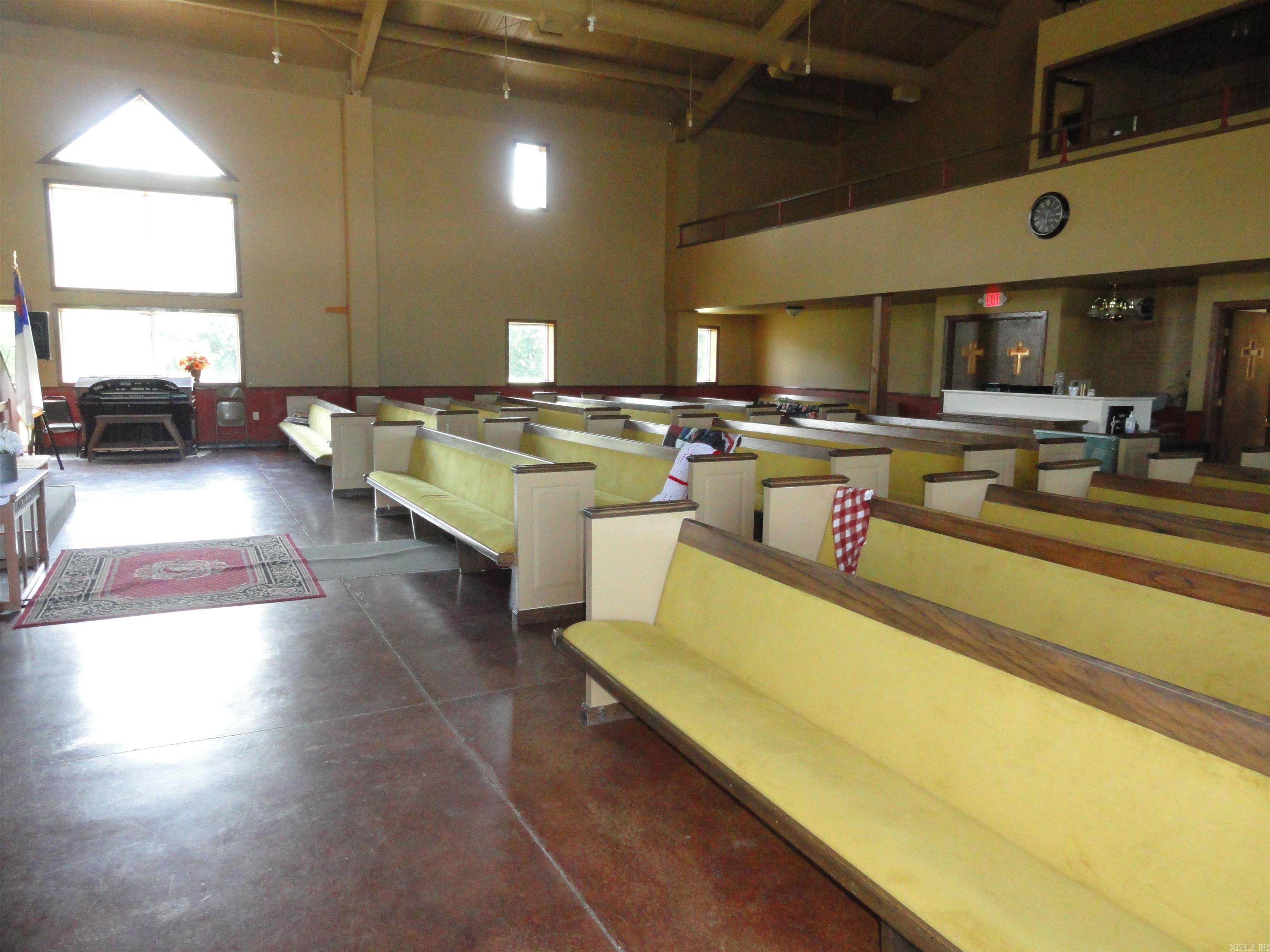 224 Mills Lane Marshall, AR 72650