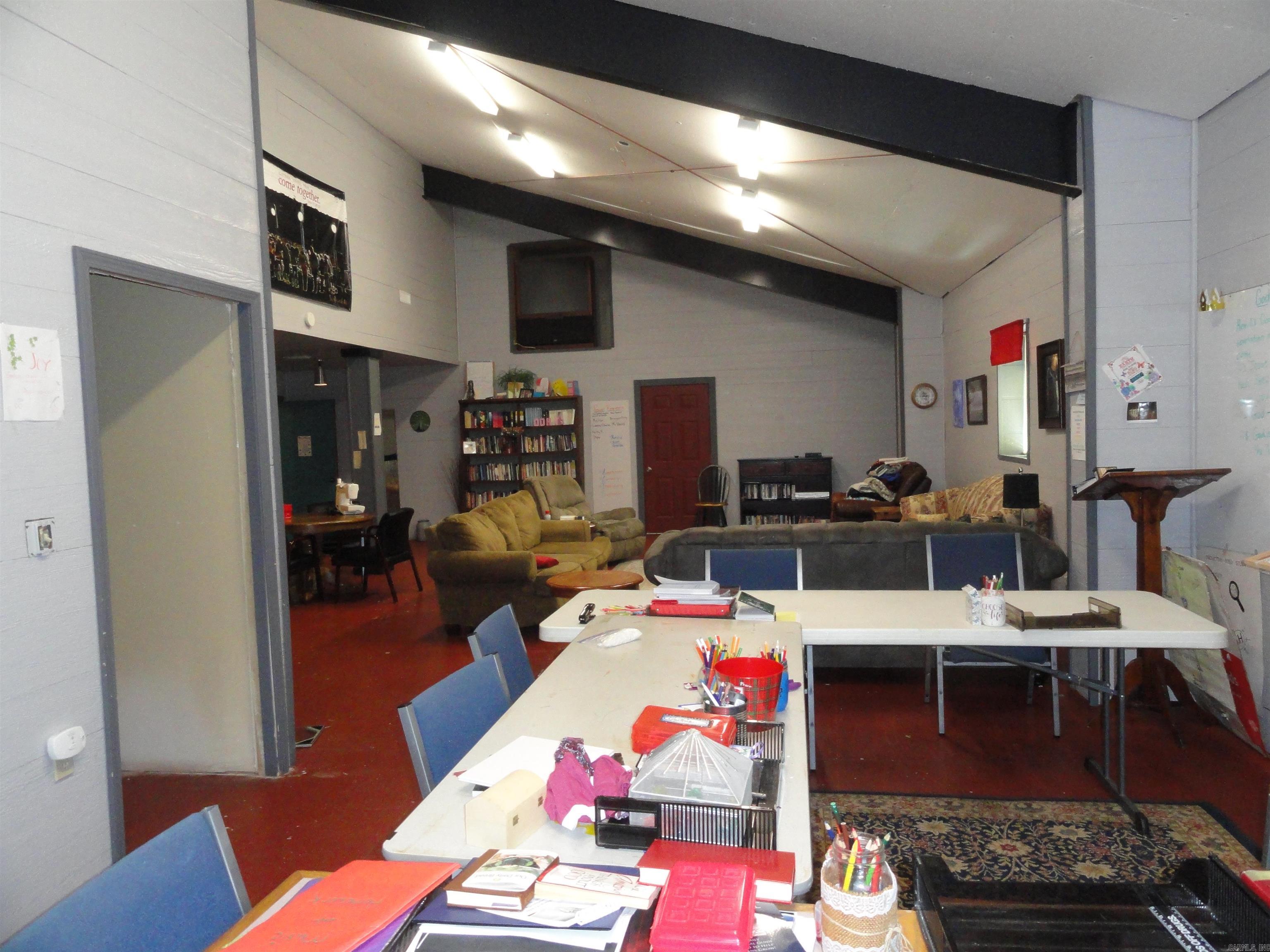 224 Mills Lane Marshall, AR 72650