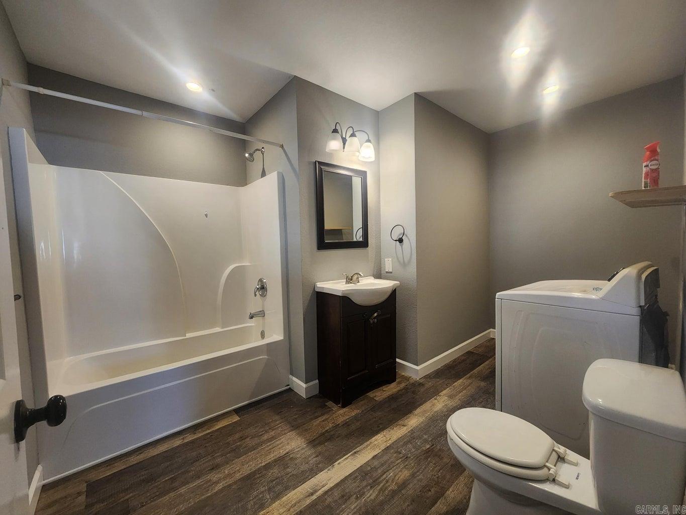 205 E Pine  Batesville, AR