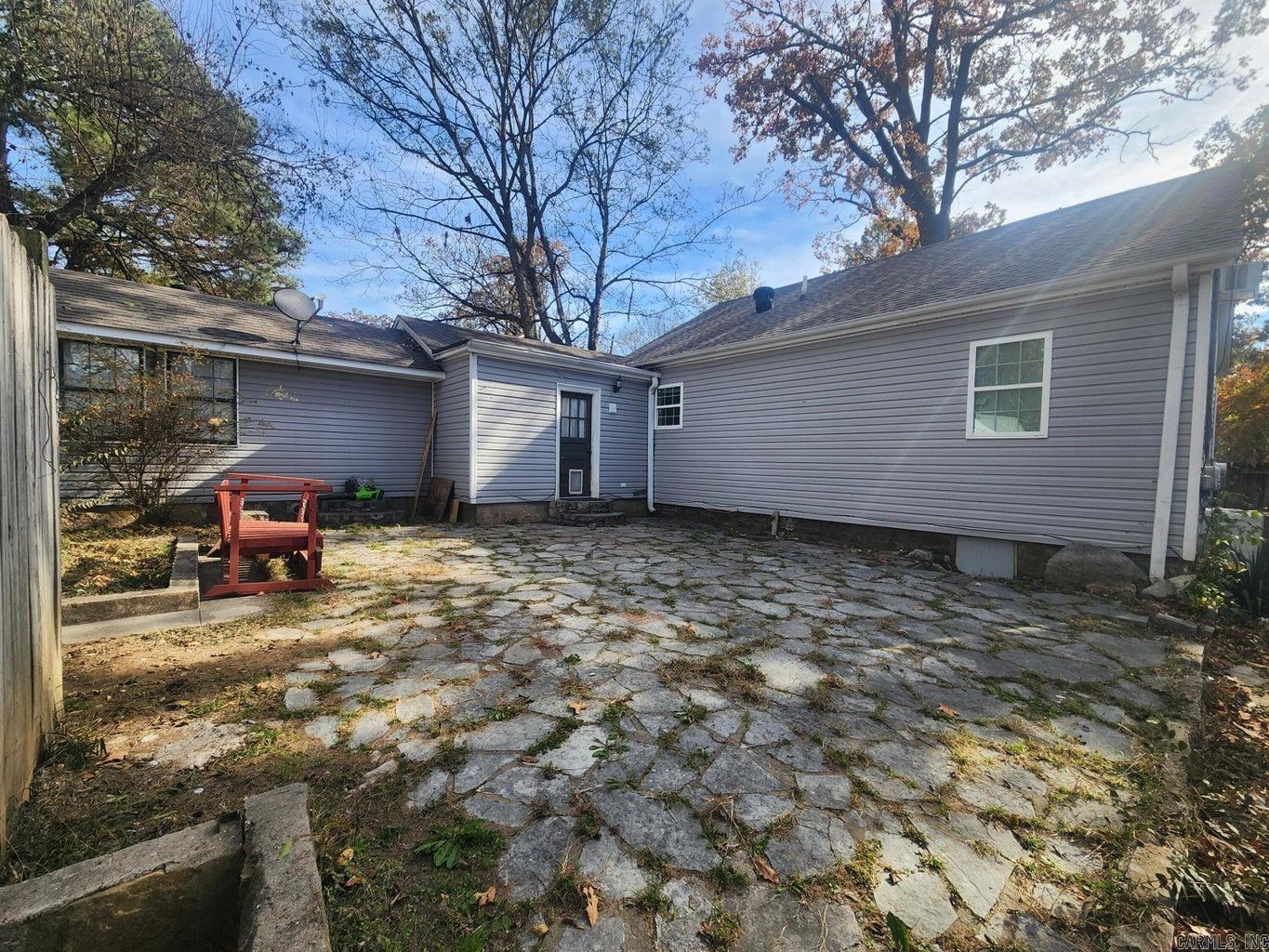 205 E Pine  Batesville, AR