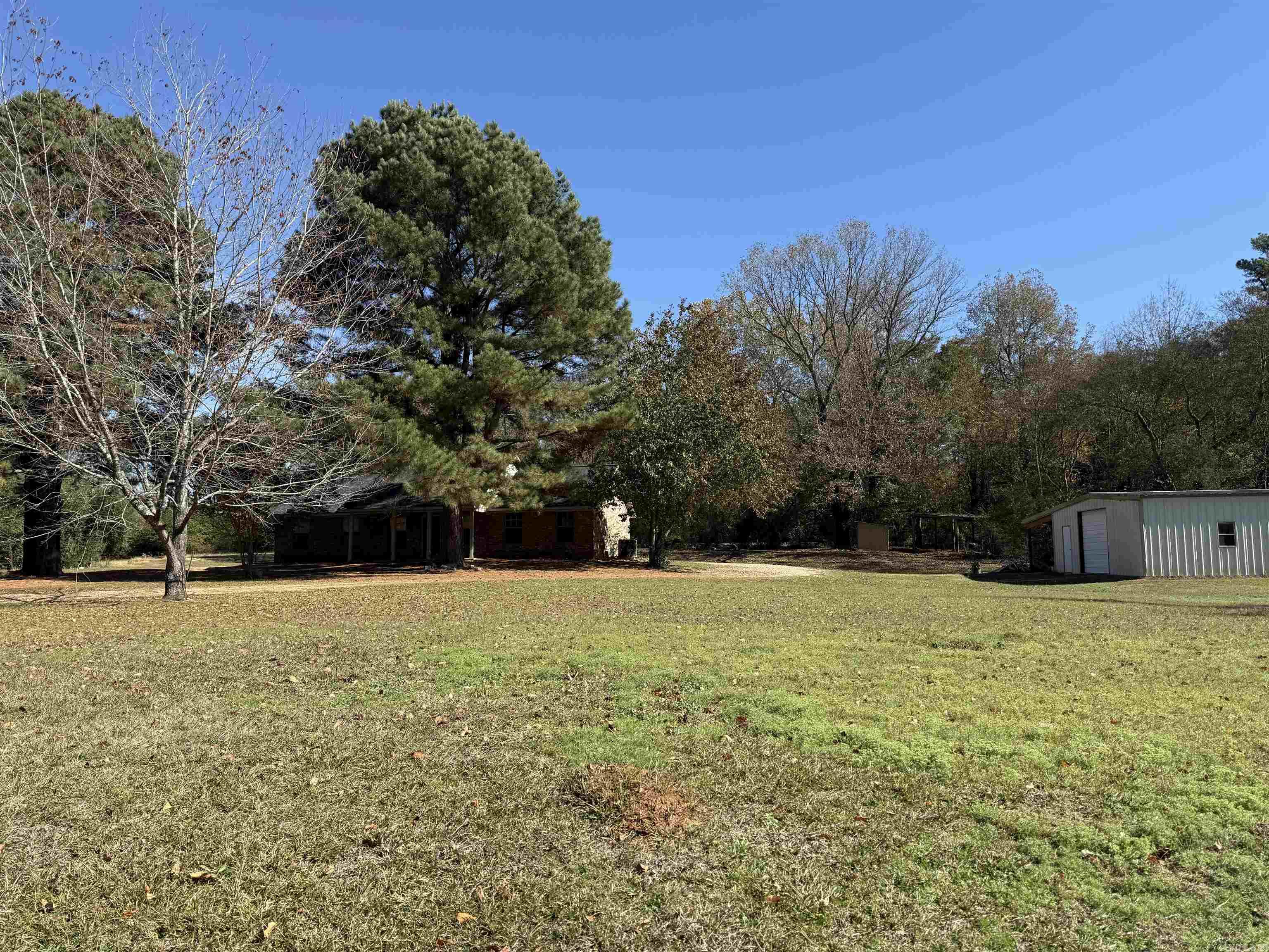 2744 Corinth  Nashville, AR