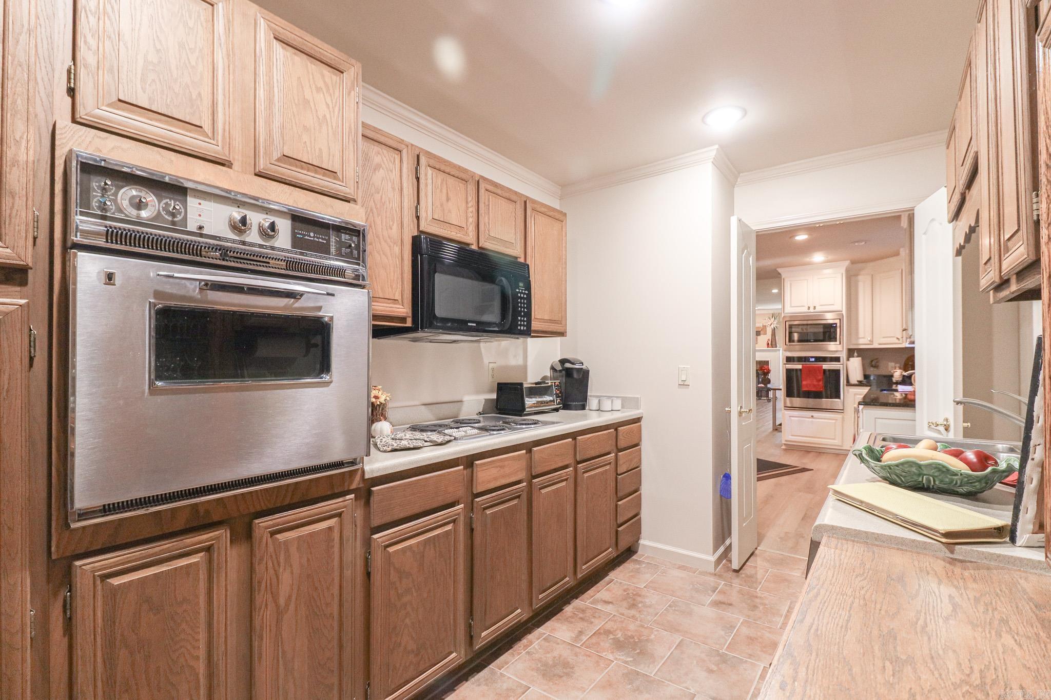 2100 Paula Drive Jonesboro, AR 72404