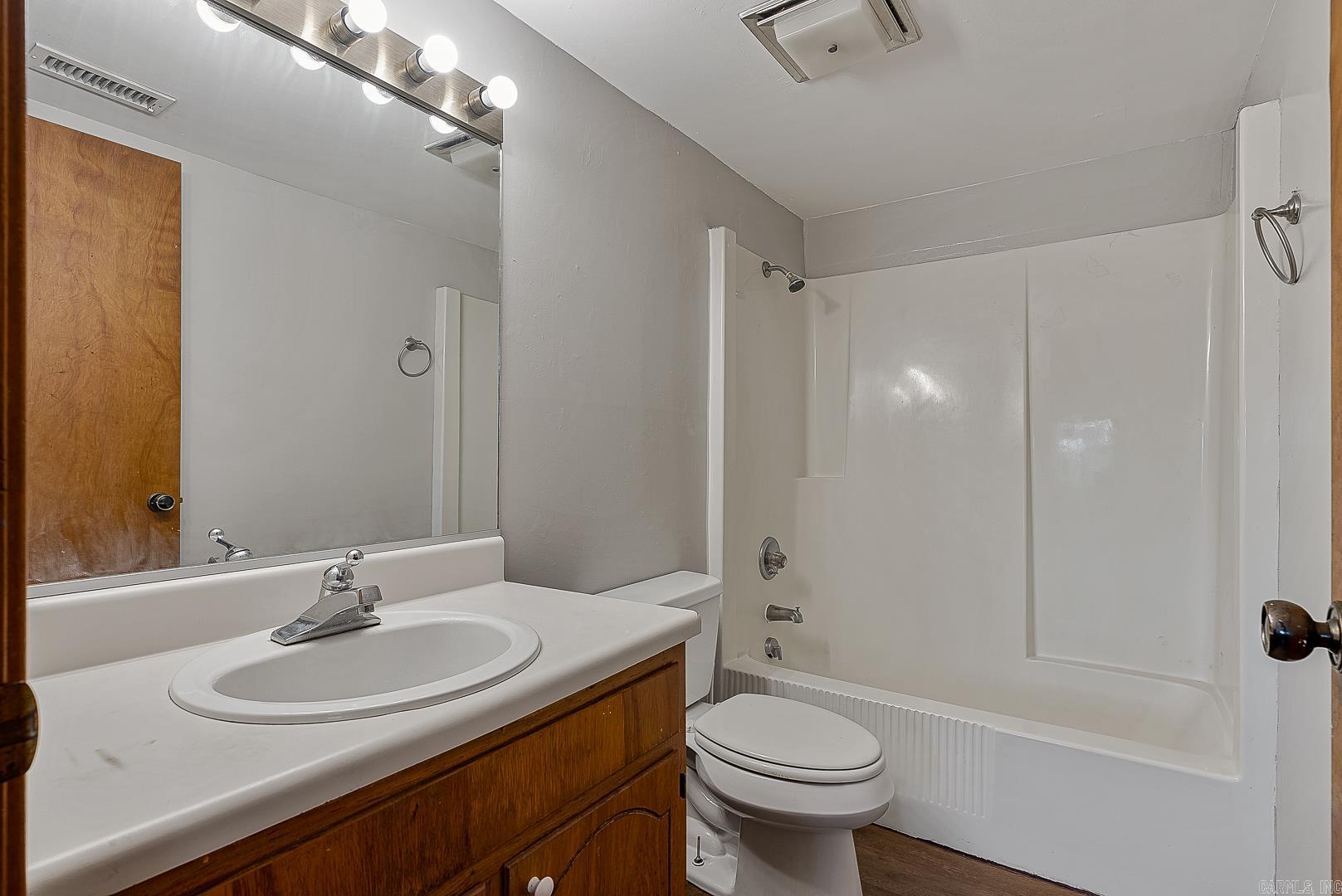 517 Paragould  Jonesboro, AR