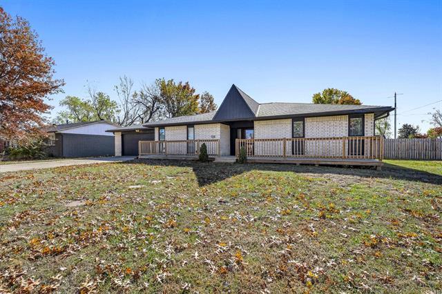 1408 W Callahan  Rogers, AR