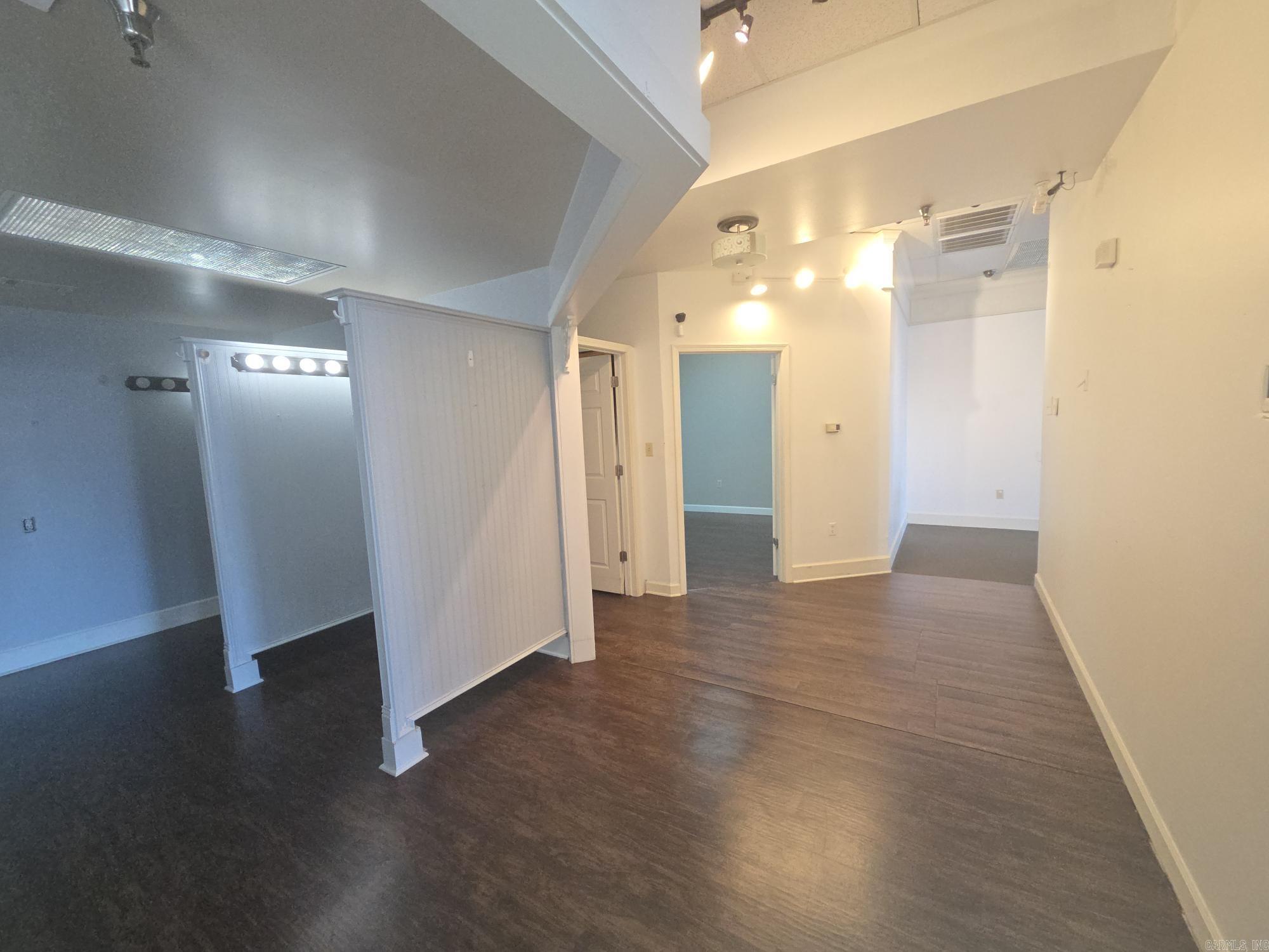 1545 E Race  Searcy, AR