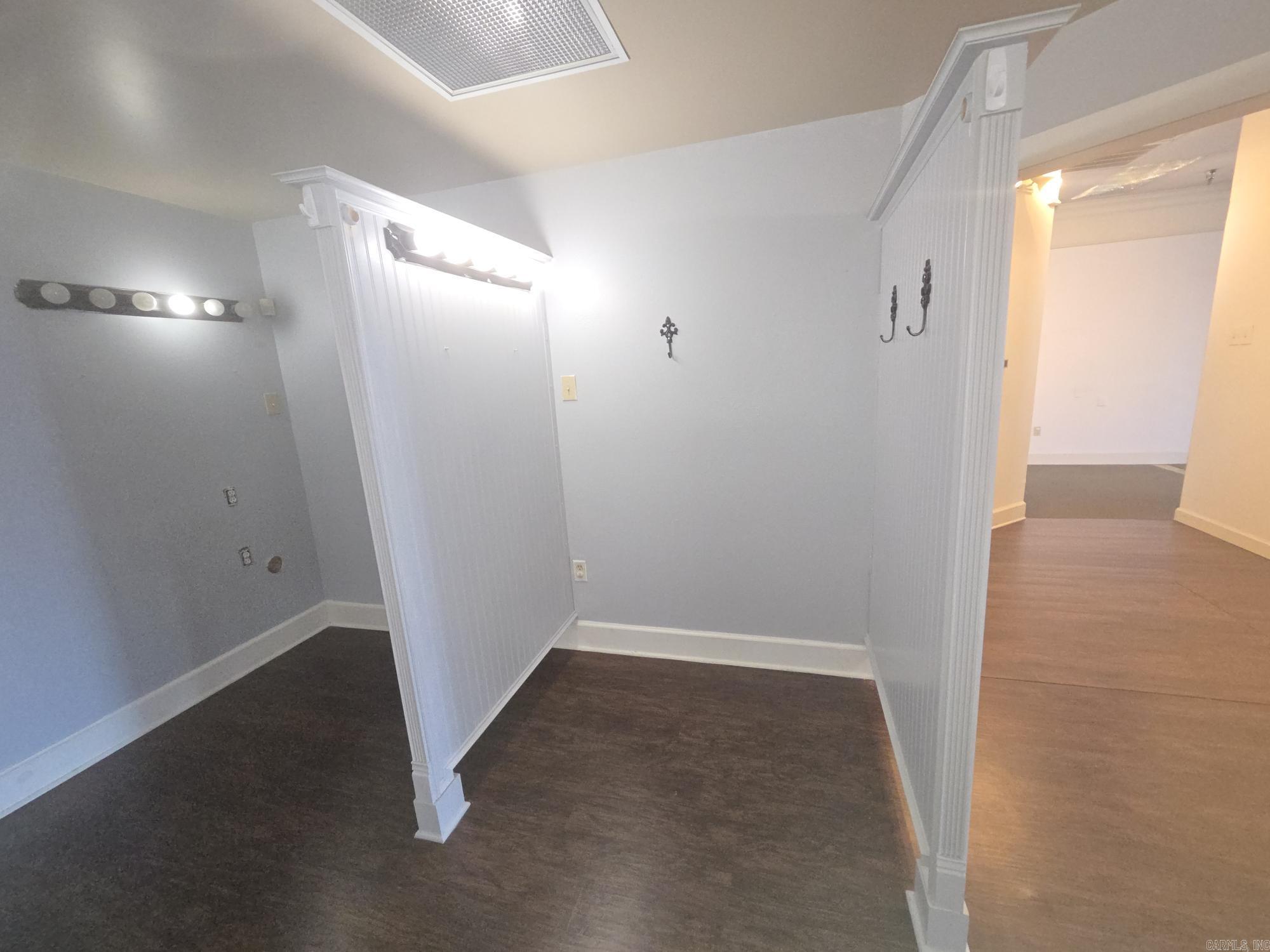 1545 E Race  Searcy, AR