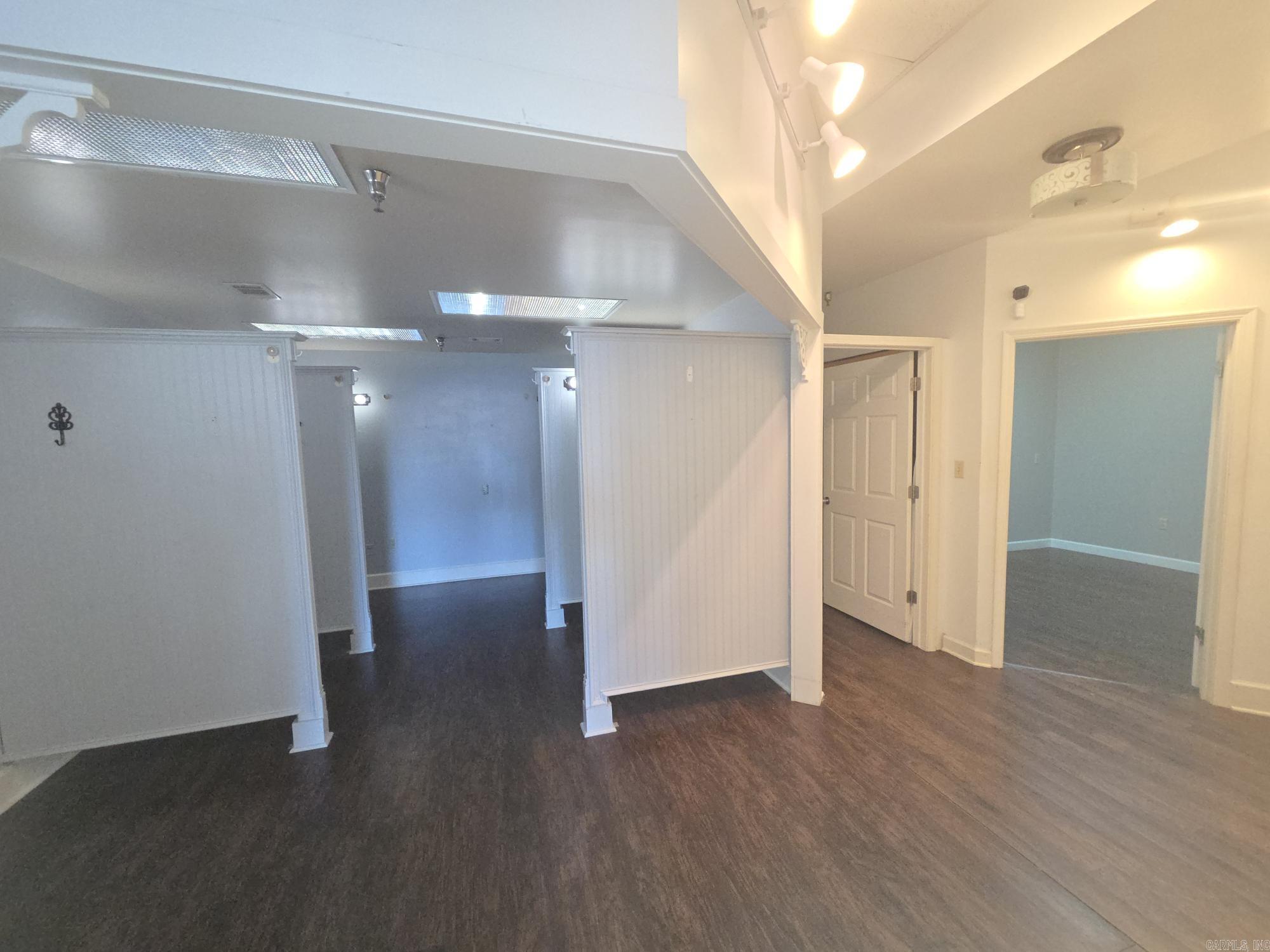 1545 E Race  Searcy, AR