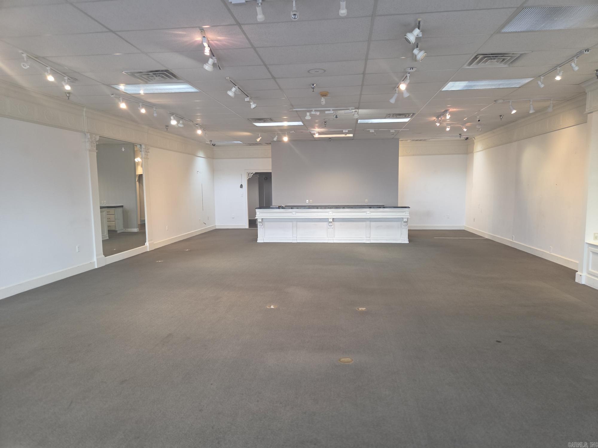 1545 E Race  Searcy, AR