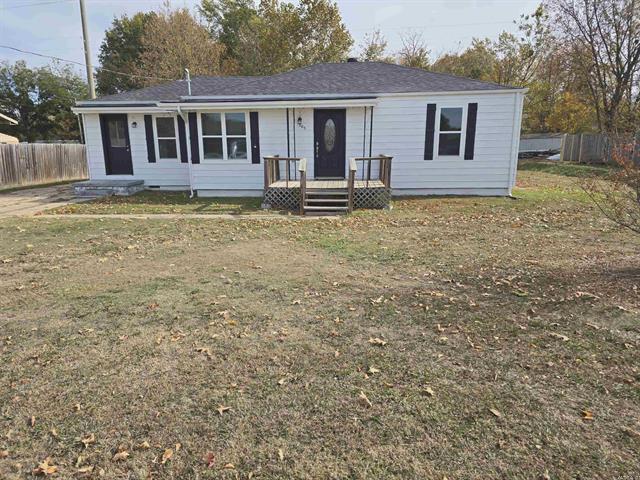 305 S 8th  Paragould, AR