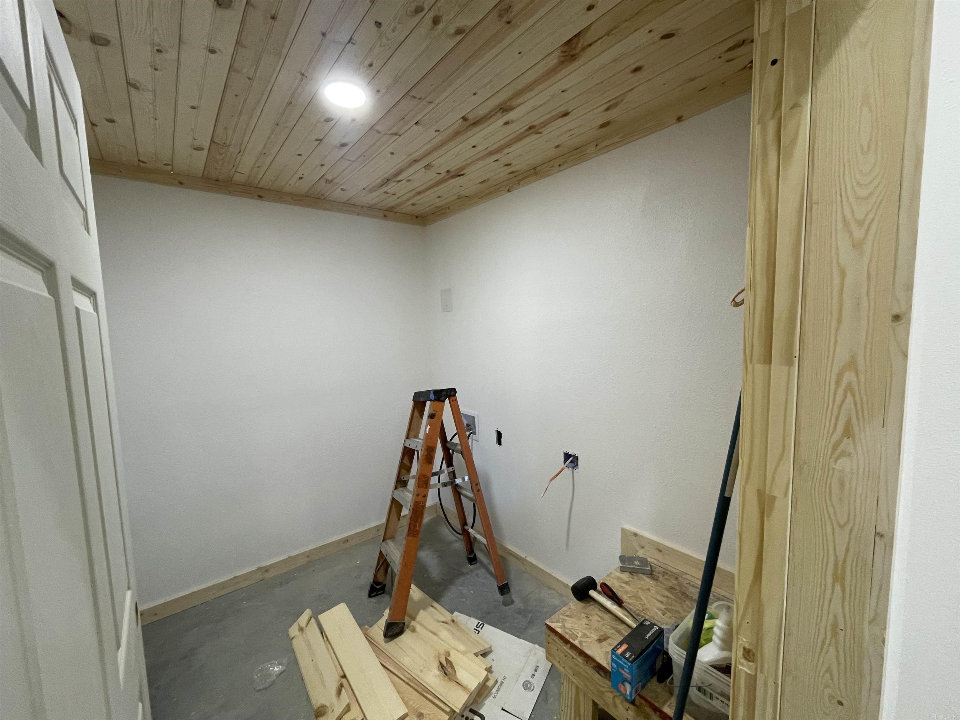 128 Hilltop Acres Romance, AR 72136