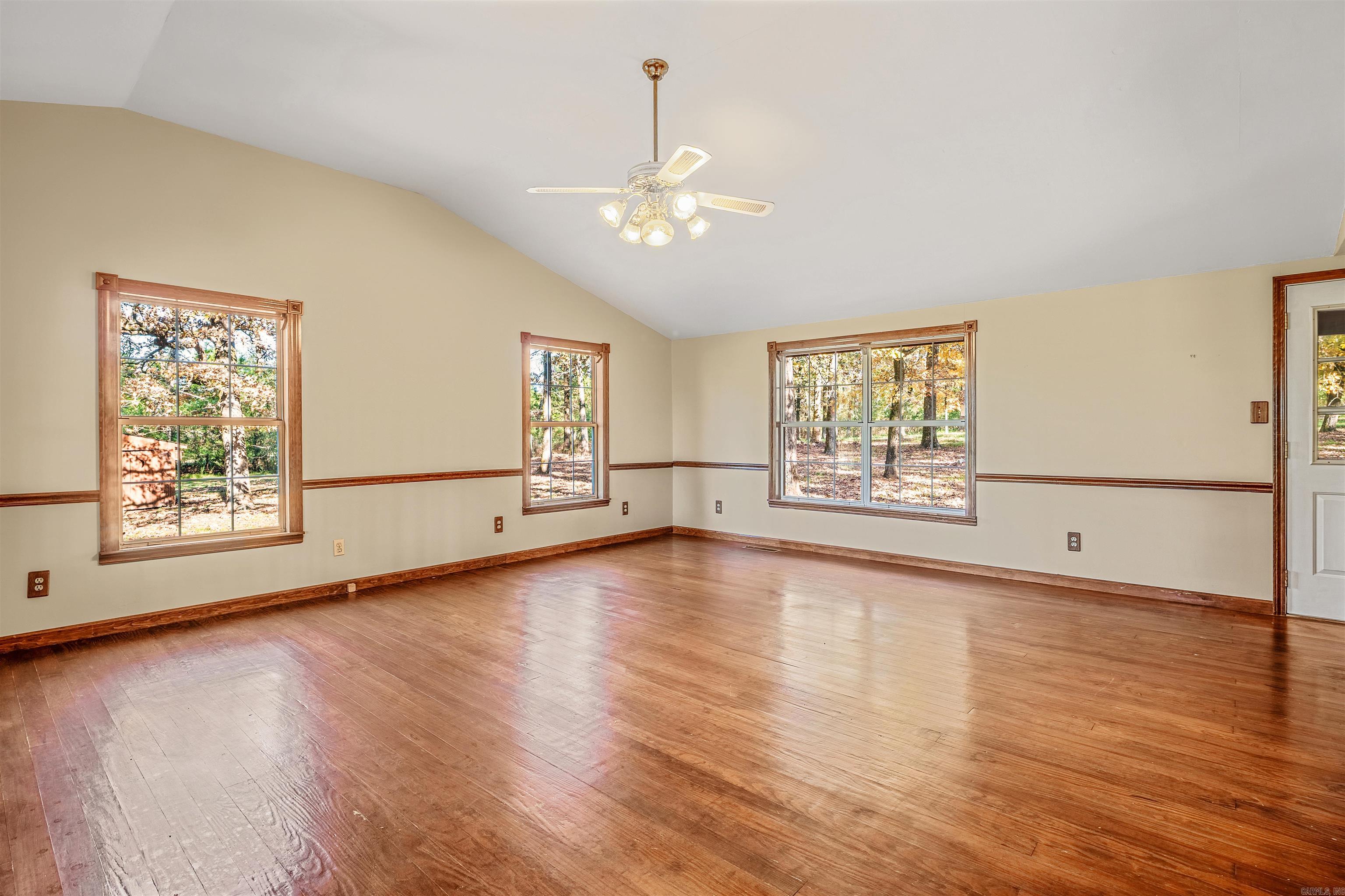 86 Arrowhead Rd.  Greenbrier, AR