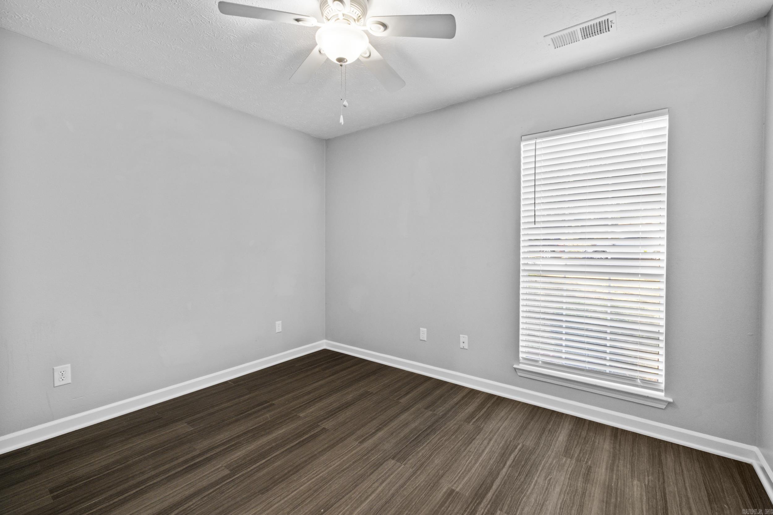 24 Zircon  Maumelle, AR